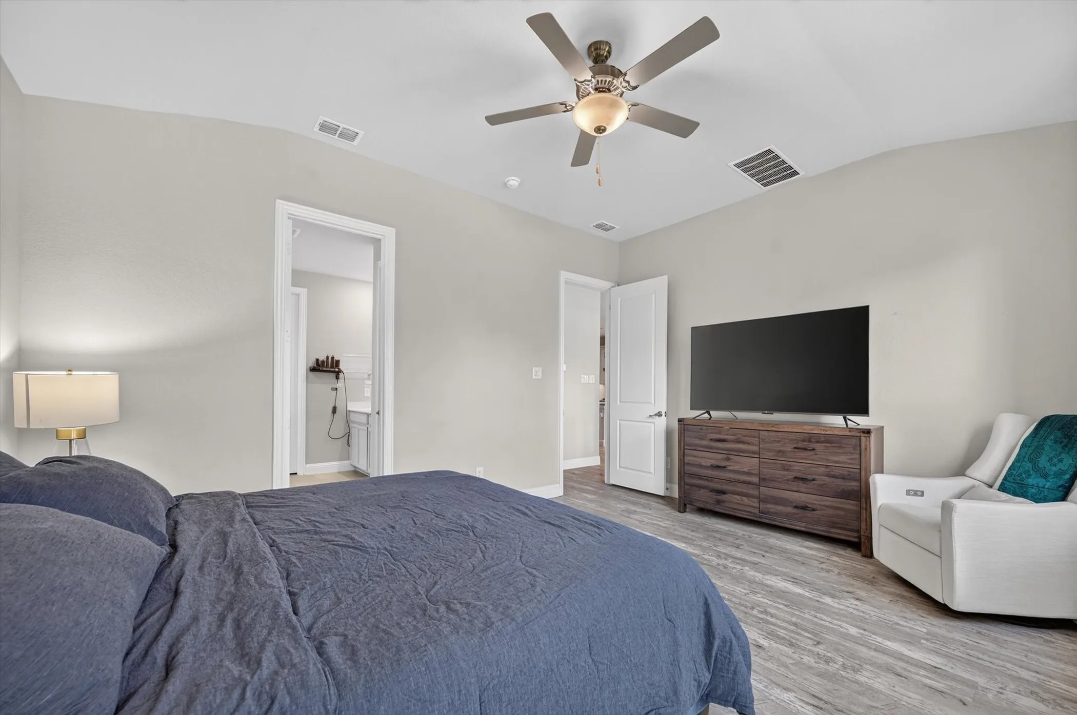 Single Family Residence For Rent in Collin County , 4129 Ranchero Drive, Sachse, Texas 75048, 4 Bedroom, 3 Bathroom, 2 Garage spaces, 2,548 Sqft, built in 2021, mls#21341366, Real Estate Agent in Sachse, Homes For Rent in Collin county, Homes For Rent in Sachse, Realtor in Sachse Texas, Real Estate Brokerage Independent Realty Texas, Luminita Cordes Realtor