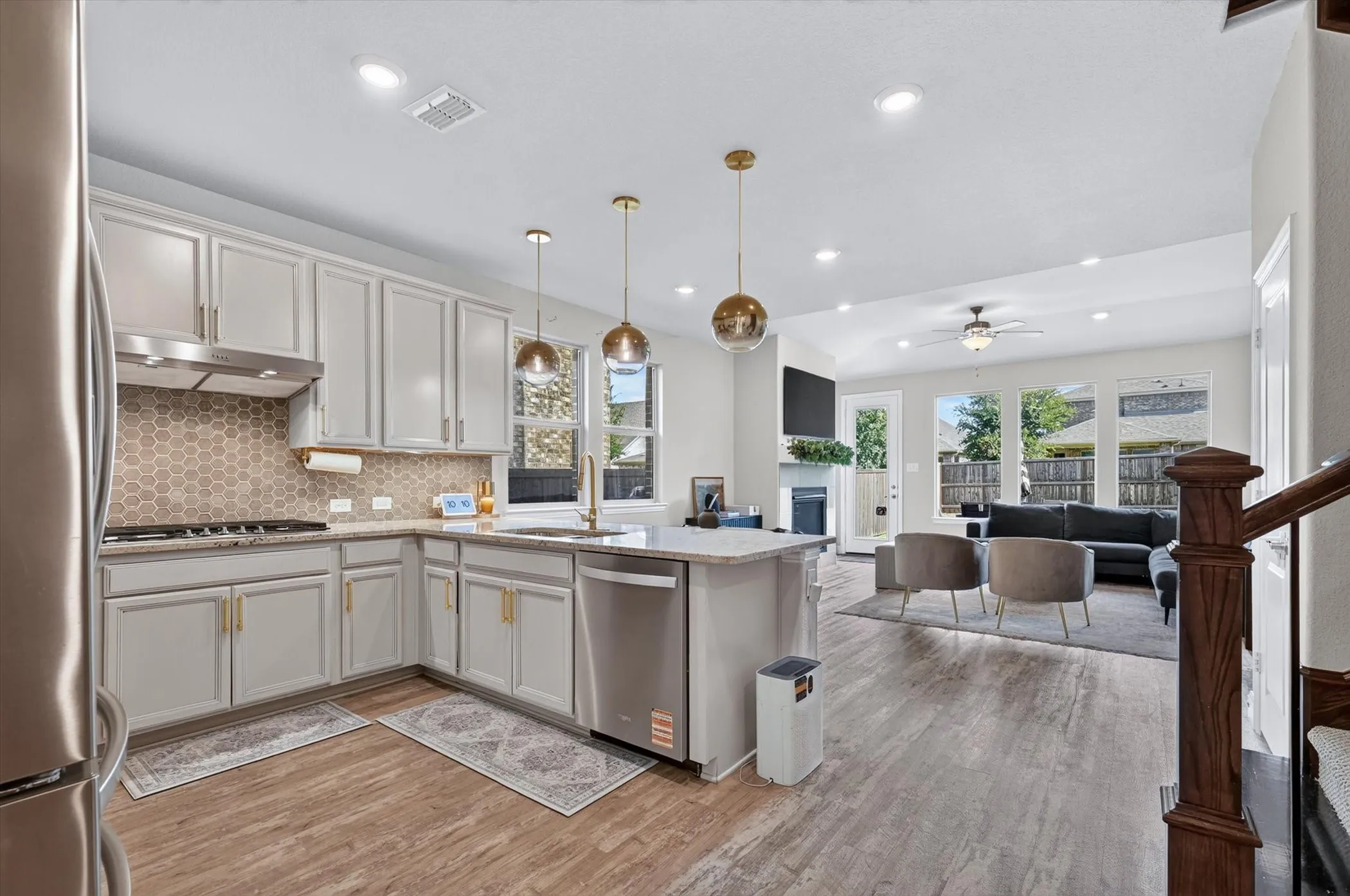 Single Family Residence For Rent in Collin County , 4129 Ranchero Drive, Sachse, Texas 75048, 4 Bedroom, 3 Bathroom, 2 Garage spaces, 2,548 Sqft, built in 2021, mls#21341366, Real Estate Agent in Sachse, Homes For Rent in Collin county, Homes For Rent in Sachse, Realtor in Sachse Texas, Real Estate Brokerage Independent Realty Texas, Luminita Cordes Realtor