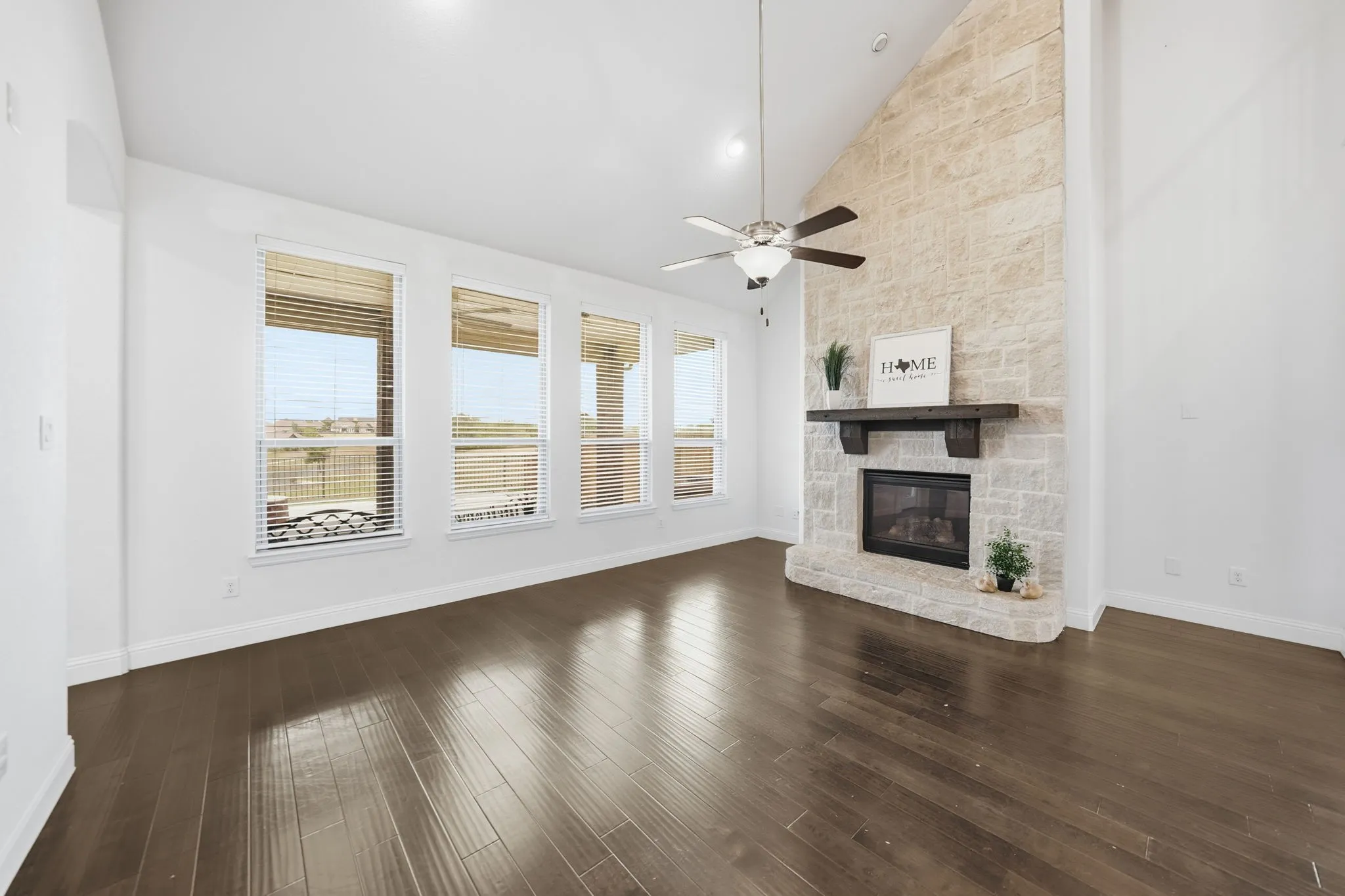 Single Family Residence For Sale in Denton County , 4213 Wilderness Pass, Fort Worth, Texas 76262, 4 Bedroom, 3 Bathroom, 2 Garage spaces, 2,884 Sqft, built in 2016, mls#21335615, Real Estate Agent in Fort Worth, Homes For Sale in Denton county, Homes For Sale in Fort Worth, Realtor in Fort Worth Texas, Real Estate Brokerage Independent Realty Texas, Luminita Cordes Realtor