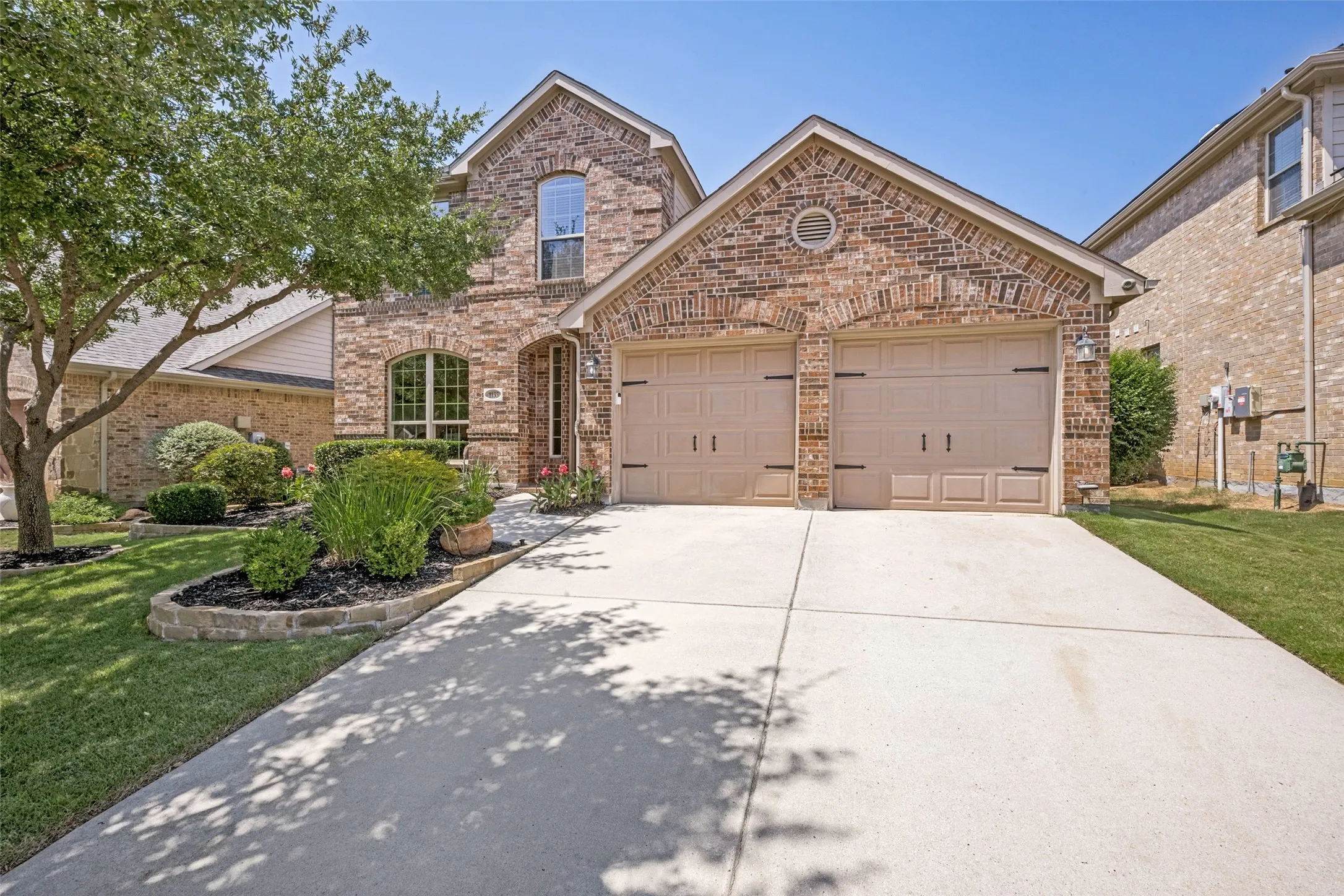 Single Family Residence For Sale in Denton County , 1133 Dayton Drive, Lantana, Texas 76226, 4 Bedroom, 3 Bathroom, 2 Garage spaces, 2,699 Sqft, built in 2008, mls#21338279, Real Estate Agent in Lantana, Homes For Sale in Denton county, Homes For Sale in Lantana, Realtor in Lantana Texas, Real Estate Brokerage Independent Realty Texas, Luminita Cordes Realtor