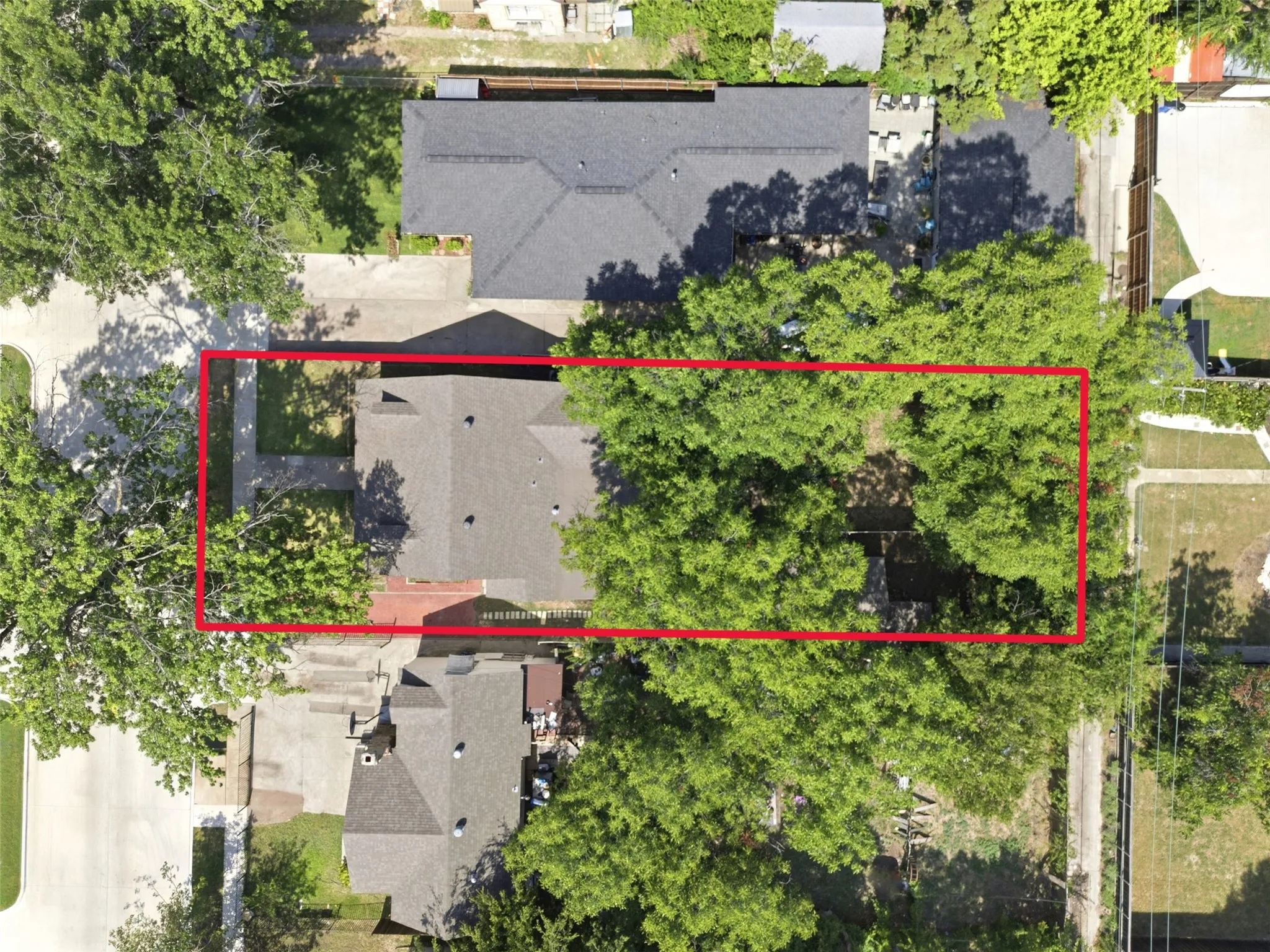 Single Family Residence For Sale in Dallas County , 1227 Wilbur Street, Dallas, Texas 75224, 5 Bedroom, 2 Bathroom, Garage spaces, 1,832 Sqft, built in 1937, mls#21340364, Real Estate Agent in Dallas, Homes For Sale in Dallas county, Homes For Sale in Dallas, Realtor in Dallas Texas, Real Estate Brokerage Independent Realty Texas, Luminita Cordes Realtor