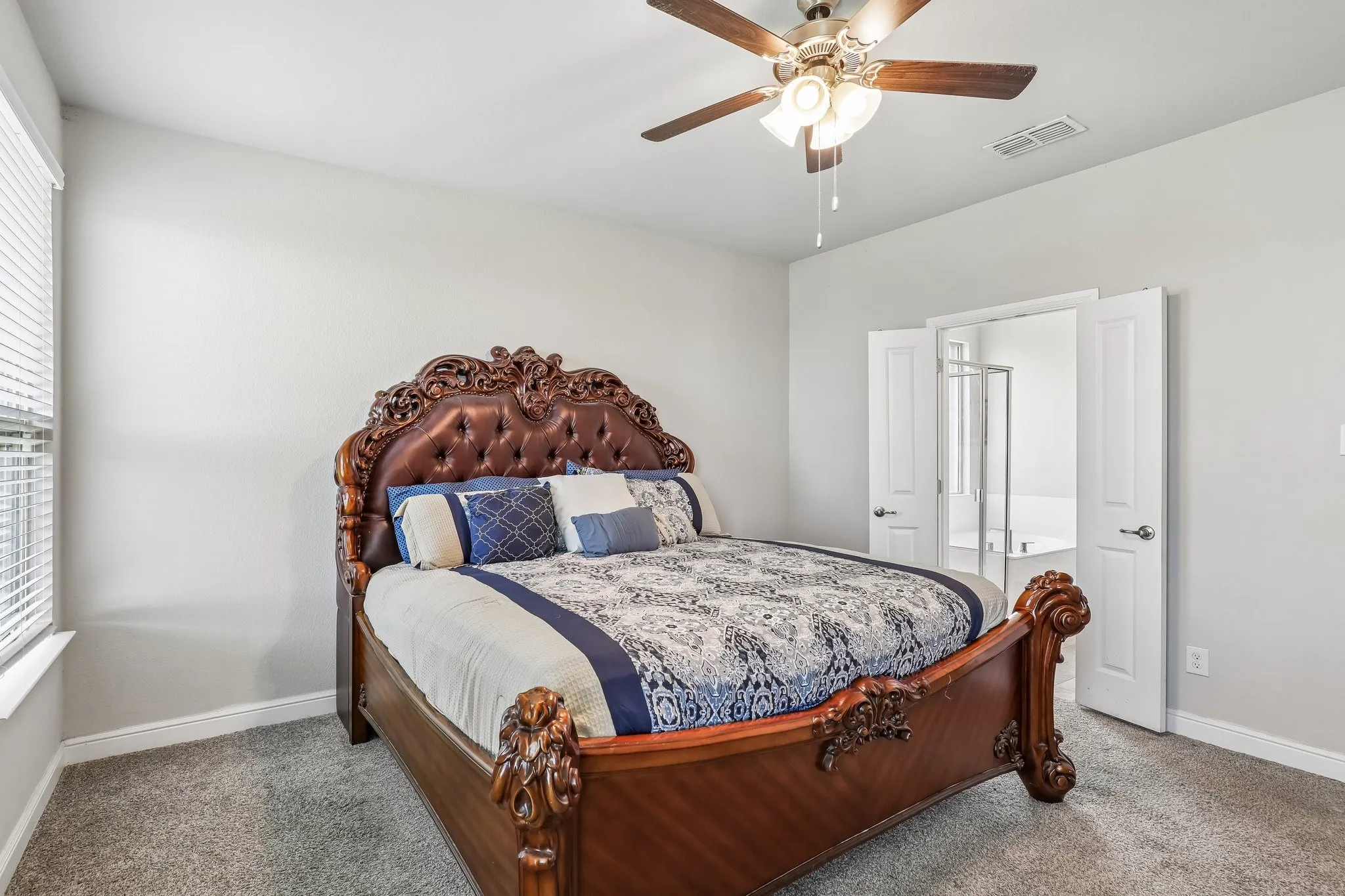 Single Family Residence For Sale in Johnson County , 1404 Fremont Trail, Cleburne, Texas 76033, 4 Bedroom, 4 Bathroom, 2 Garage spaces, 2,863 Sqft, built in 2021, Price $349,000, mls#21340564, Real Estate Agent in Cleburne, Homes For Sale in Johnson county, Homes For Sale in Cleburne, Realtor in Cleburne Texas, Real Estate Brokerage Independent Realty Texas, Luminita Cordes Realtor