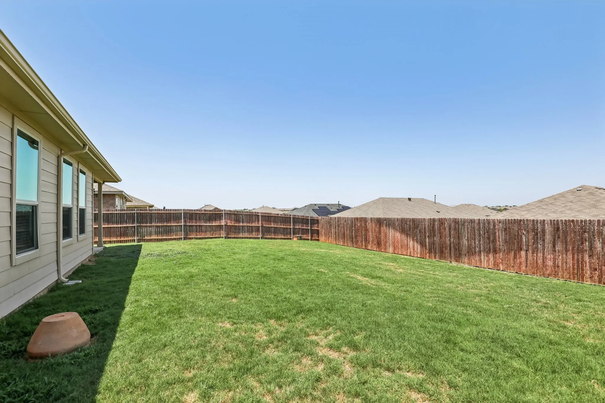 Single Family Residence For Sale in Johnson County , 1404 Fremont Trail, Cleburne, Texas 76033, 4 Bedroom, 4 Bathroom, 2 Garage spaces, 2,863 Sqft, built in 2021, Price $349,000, mls#21340564, Real Estate Agent in Cleburne, Homes For Sale in Johnson county, Homes For Sale in Cleburne, Realtor in Cleburne Texas, Real Estate Brokerage Independent Realty Texas, Luminita Cordes Realtor
