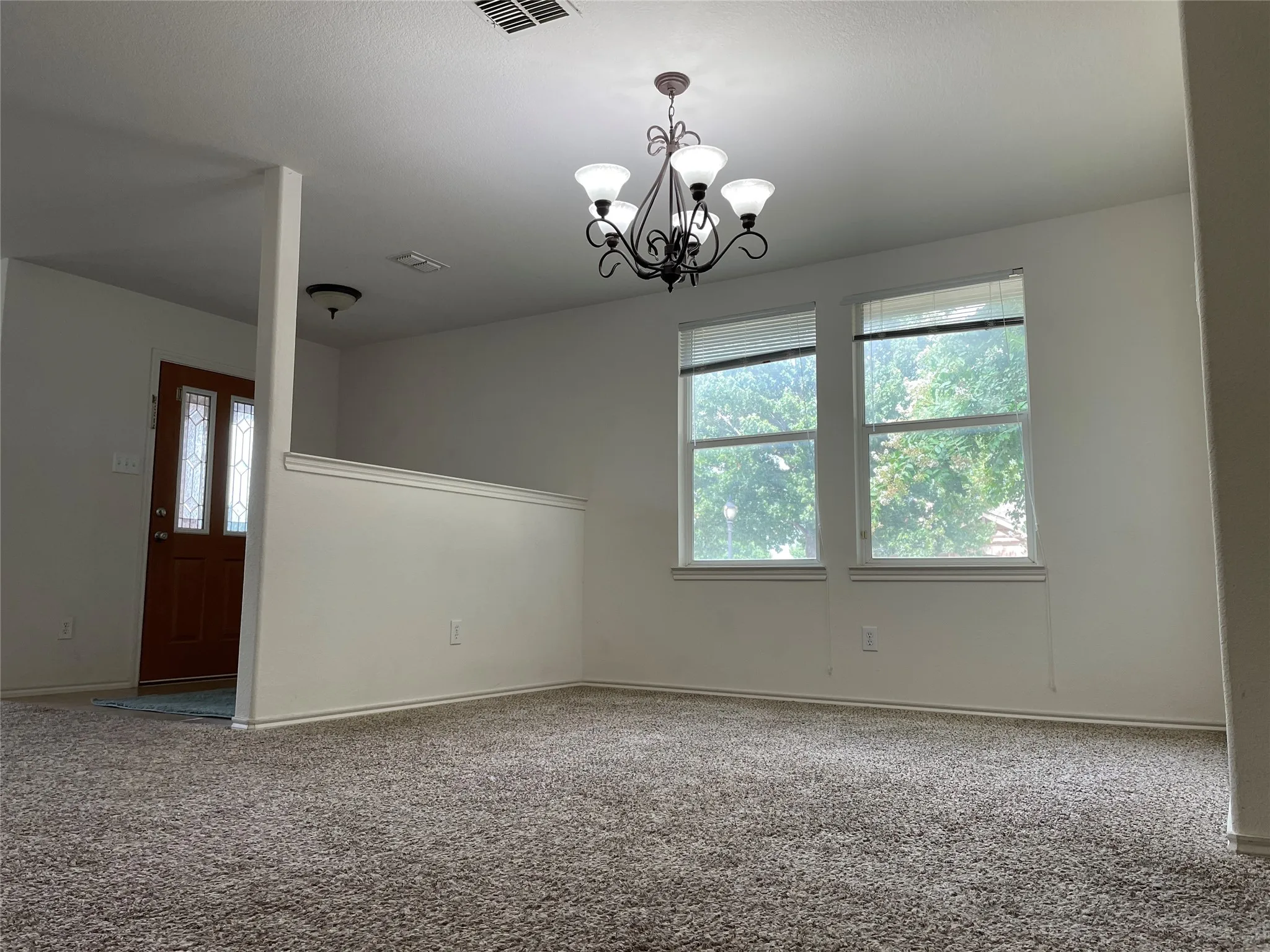 Single Family Residence For Sale in Collin County , 9565 Stanhope Drive, Frisco, Texas 75035, 3 Bedroom, 2 Bathroom, 2 Garage spaces, 2,038 Sqft, built in 2005, mls#21335708, Real Estate Agent in Frisco, Homes For Sale in Collin county, Homes For Sale in Frisco, Realtor in Frisco Texas, Real Estate Brokerage Independent Realty Texas, Luminita Cordes Realtor