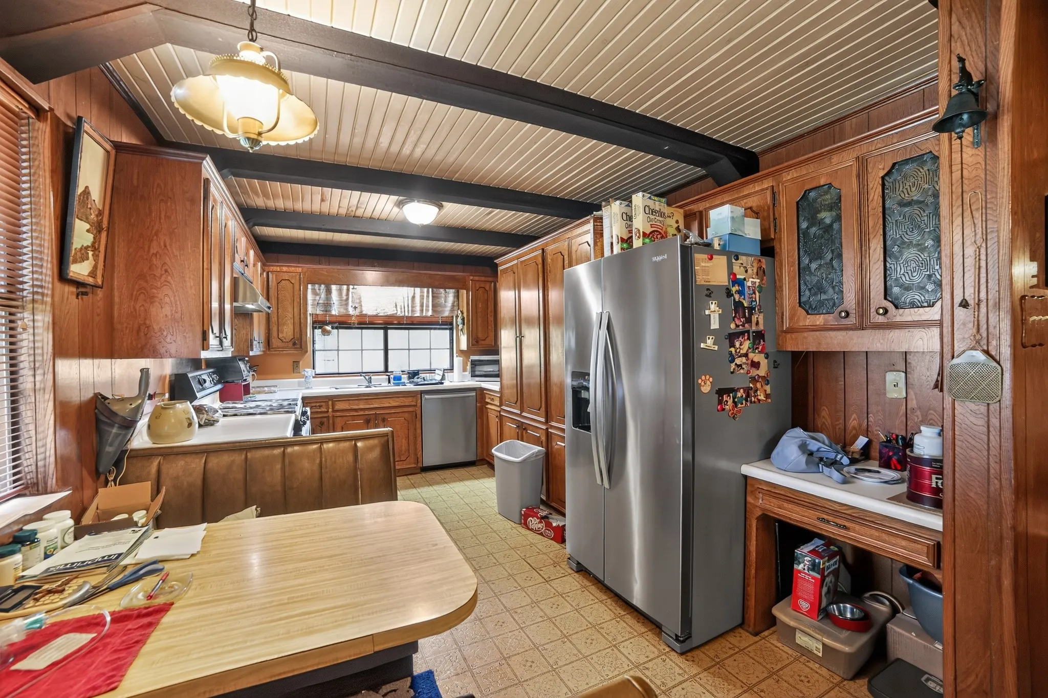 Single Family Residence For Sale in Hunt County , 4161 Shadow Lane, Lone Oak, Texas 75453, 3 Bedroom, 2 Bathroom, 2 Garage spaces, 2,464 Sqft, built in 1970, mls#21341385, Real Estate Agent in Lone Oak, Homes For Sale in Hunt county, Homes For Sale in Lone Oak, Realtor in Lone Oak Texas, Real Estate Brokerage Independent Realty Texas, Luminita Cordes Realtor