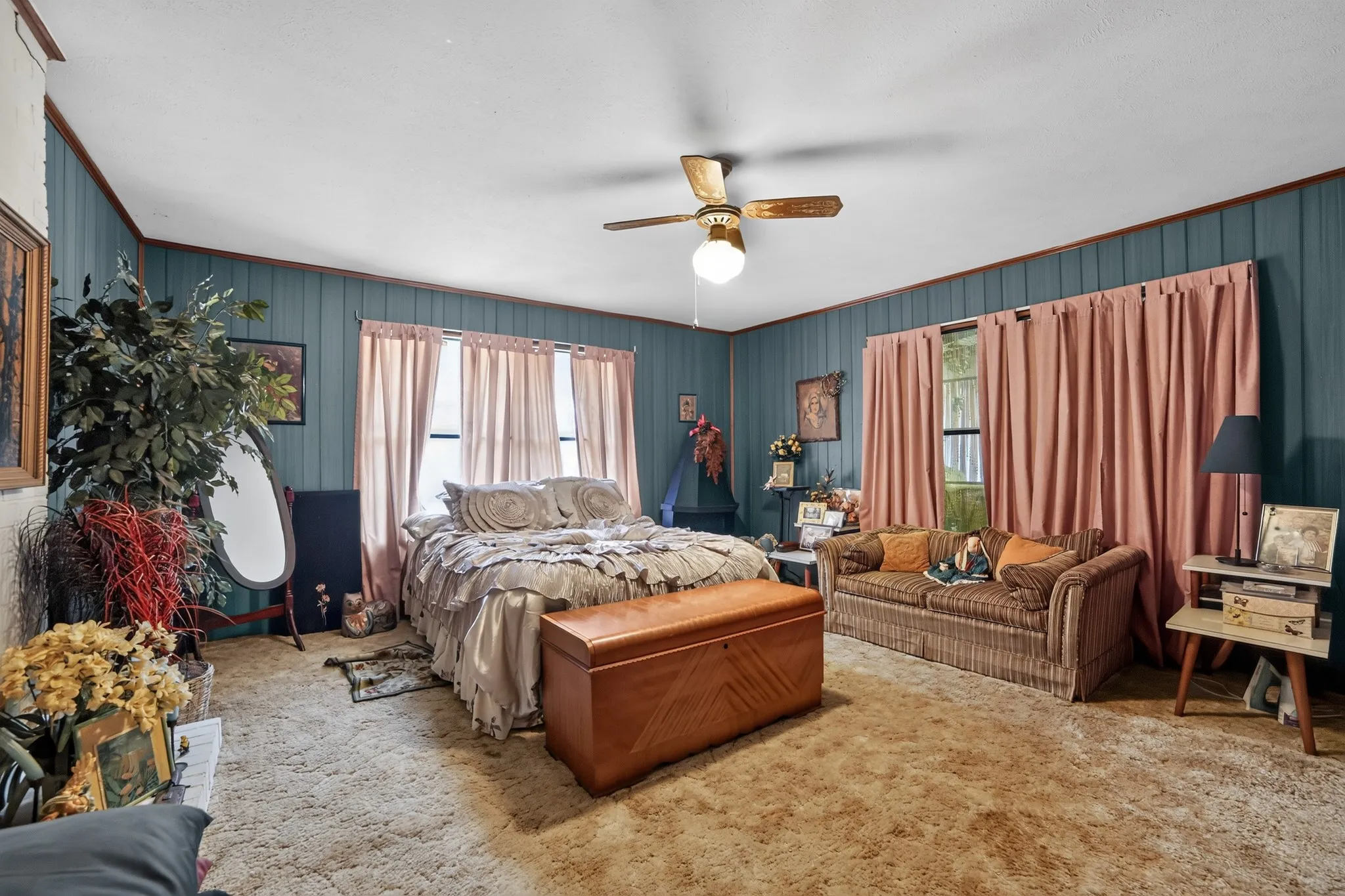 Single Family Residence For Sale in Hunt County , 4161 Shadow Lane, Lone Oak, Texas 75453, 3 Bedroom, 2 Bathroom, 2 Garage spaces, 2,464 Sqft, built in 1970, mls#21341385, Real Estate Agent in Lone Oak, Homes For Sale in Hunt county, Homes For Sale in Lone Oak, Realtor in Lone Oak Texas, Real Estate Brokerage Independent Realty Texas, Luminita Cordes Realtor