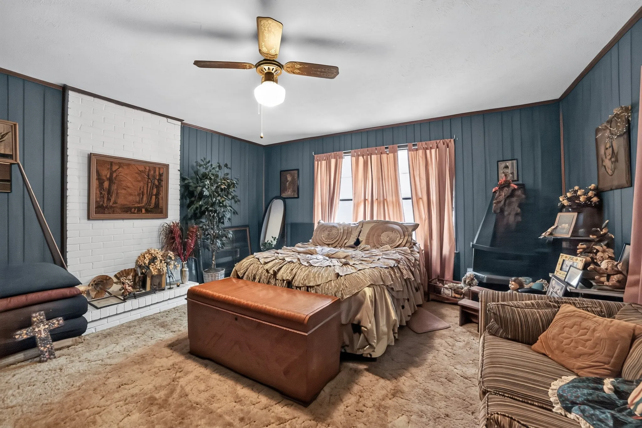 Single Family Residence For Sale in Hunt County , 4161 Shadow Lane, Lone Oak, Texas 75453, 3 Bedroom, 2 Bathroom, 2 Garage spaces, 2,464 Sqft, built in 1970, mls#21341385, Real Estate Agent in Lone Oak, Homes For Sale in Hunt county, Homes For Sale in Lone Oak, Realtor in Lone Oak Texas, Real Estate Brokerage Independent Realty Texas, Luminita Cordes Realtor