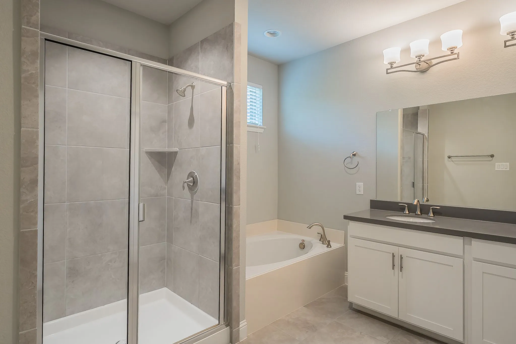 Townhouse For Sale in Collin County , 17764 Agave Lane, Dallas, Texas 75252, 3 Bedroom, 3 Bathroom, 2 Garage spaces, 1,921 Sqft, built in 2017, mls#21340631, Real Estate Agent in Dallas, Homes For Sale in Collin county, Homes For Sale in Dallas, Realtor in Dallas Texas, Real Estate Brokerage Independent Realty Texas, Luminita Cordes Realtor