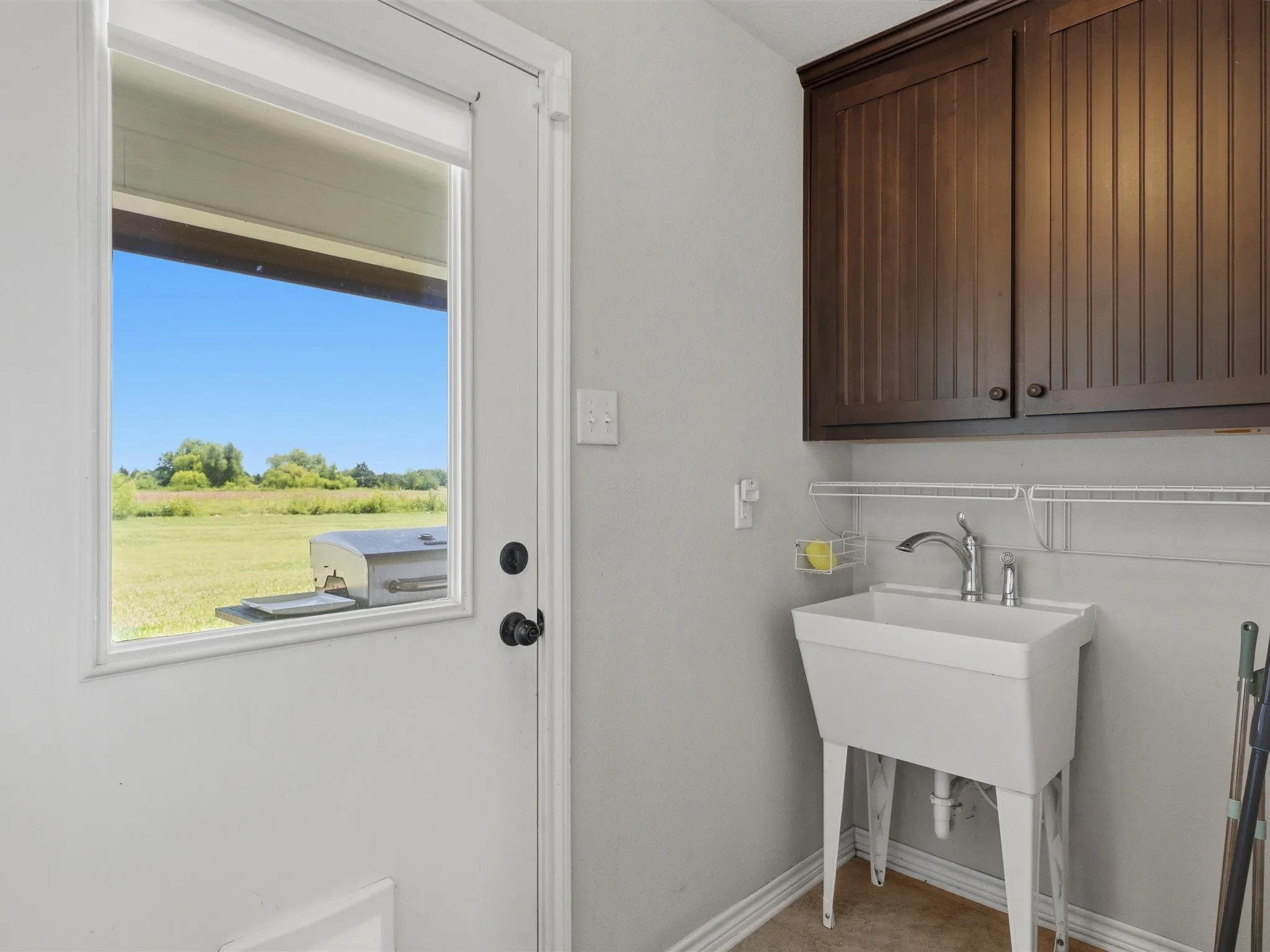 Single Family Residence For Sale in Rockwall County , 623 N King Road, Royse City, Texas 75189, 4 Bedroom, 3 Bathroom, 2 Garage spaces, 2,204 Sqft, built in 2017, mls#21341378, Real Estate Agent in Royse City, Homes For Sale in Rockwall county, Homes For Sale in Royse City, Realtor in Royse City Texas, Real Estate Brokerage Independent Realty Texas, Luminita Cordes Realtor