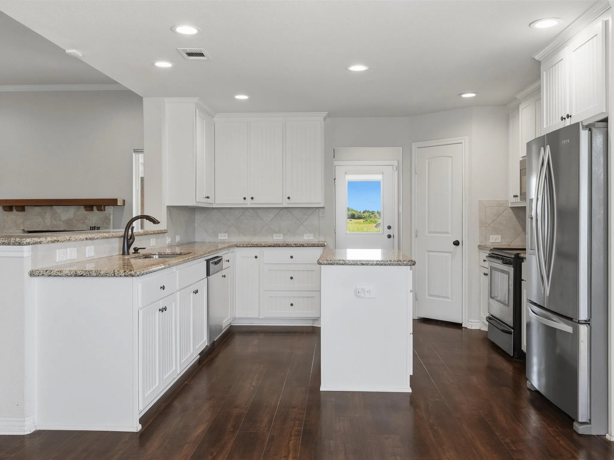 Single Family Residence For Sale in Rockwall County , 623 N King Road, Royse City, Texas 75189, 4 Bedroom, 3 Bathroom, 2 Garage spaces, 2,204 Sqft, built in 2017, mls#21341378, Real Estate Agent in Royse City, Homes For Sale in Rockwall county, Homes For Sale in Royse City, Realtor in Royse City Texas, Real Estate Brokerage Independent Realty Texas, Luminita Cordes Realtor