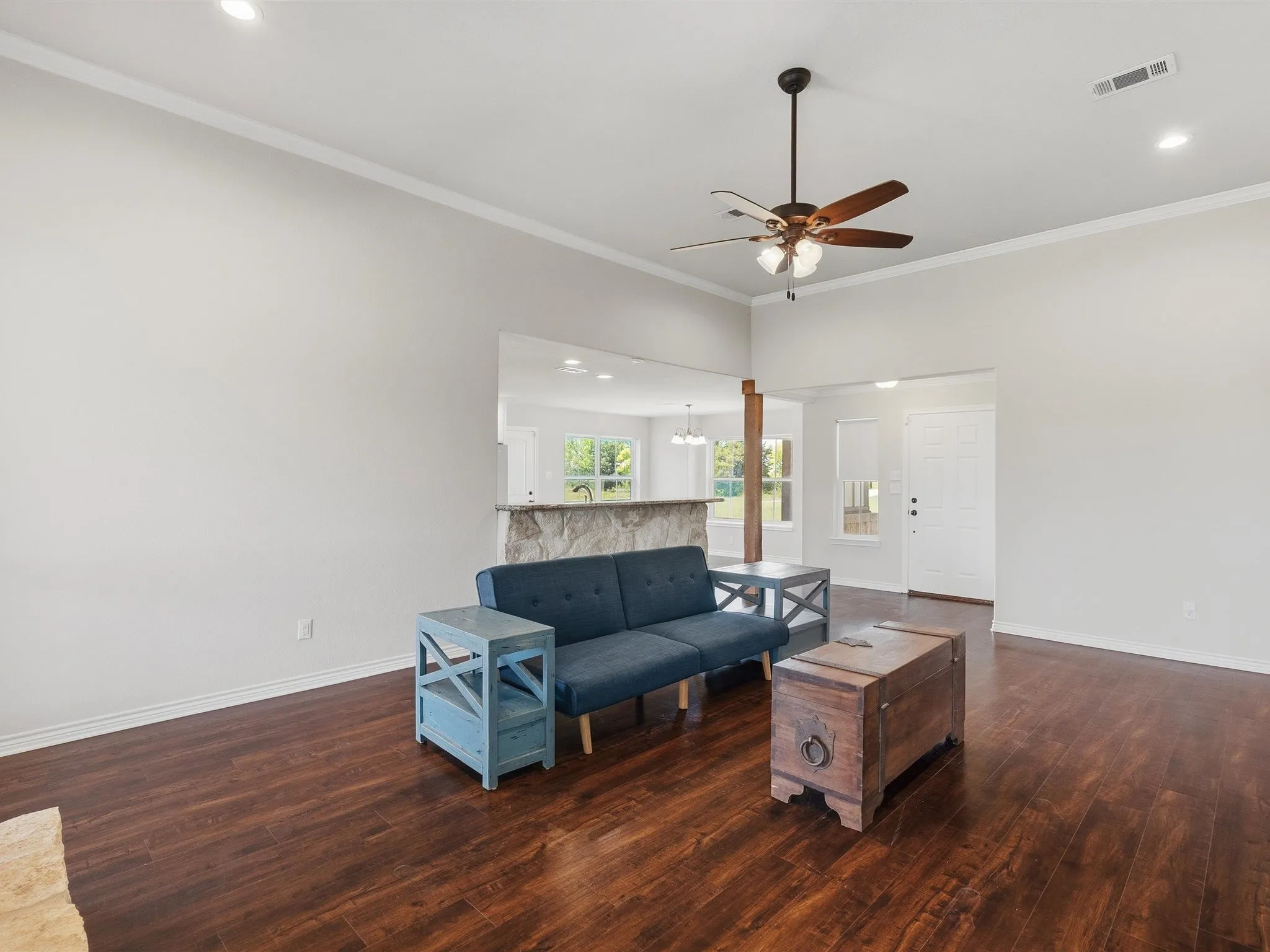 Single Family Residence For Sale in Rockwall County , 623 N King Road, Royse City, Texas 75189, 4 Bedroom, 3 Bathroom, 2 Garage spaces, 2,204 Sqft, built in 2017, mls#21341378, Real Estate Agent in Royse City, Homes For Sale in Rockwall county, Homes For Sale in Royse City, Realtor in Royse City Texas, Real Estate Brokerage Independent Realty Texas, Luminita Cordes Realtor