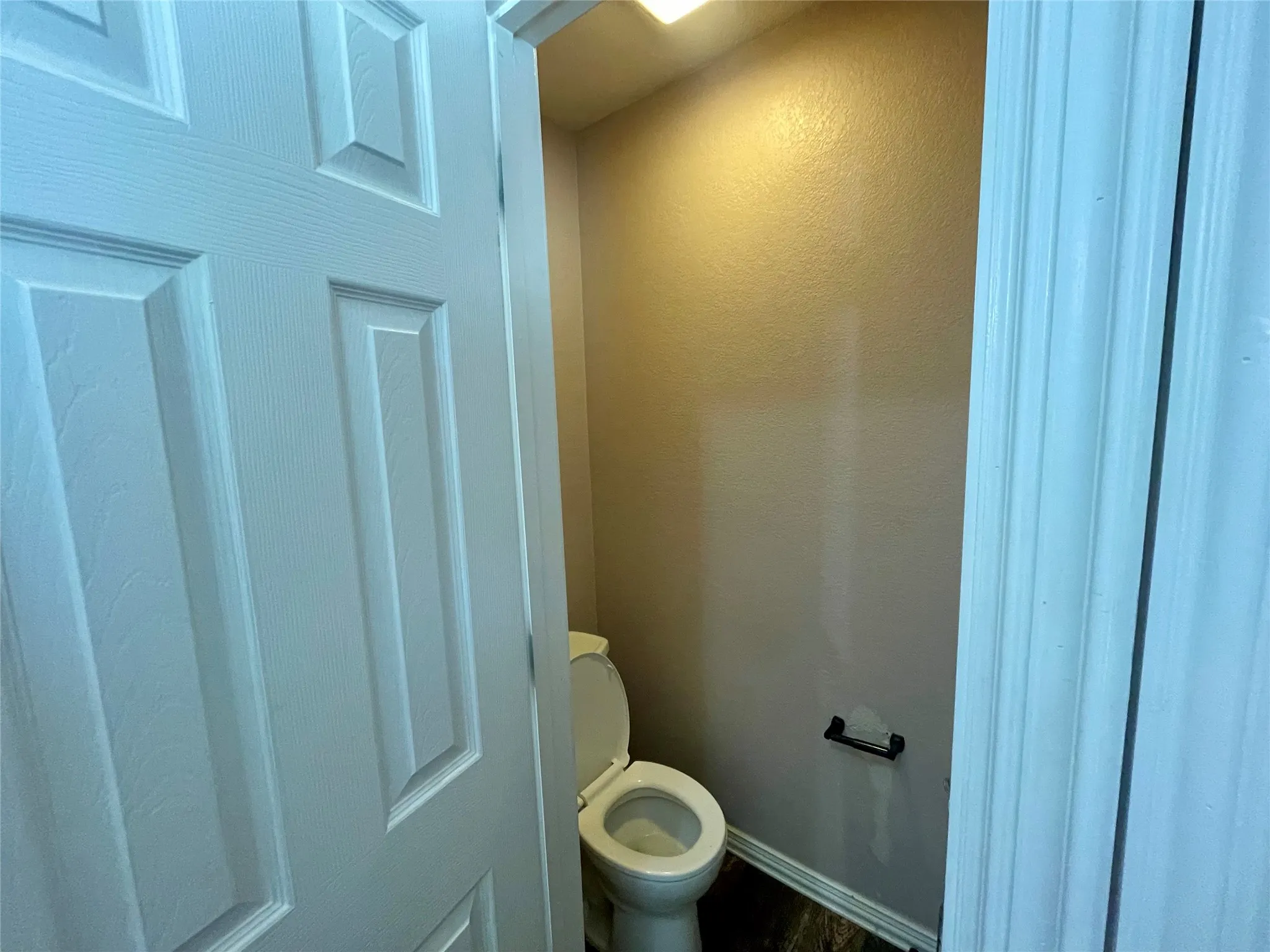 Single Family Residence For Sale in Denton County , 625 Main Street, Roanoke, Texas 76262, 3 Bedrooms, 2 Bathrooms, 2 Garage spaces, 1,290 Sqft, built in 1994, Price $455,000, mls#21341208, Real Estate Agent in Roanoke, Homes For Sale in Denton county, Homes For Sale in Roanoke, Realtor in Roanoke Texas, Real Estate Brokerage Independent Realty Texas, Luminita Cordes Realtor