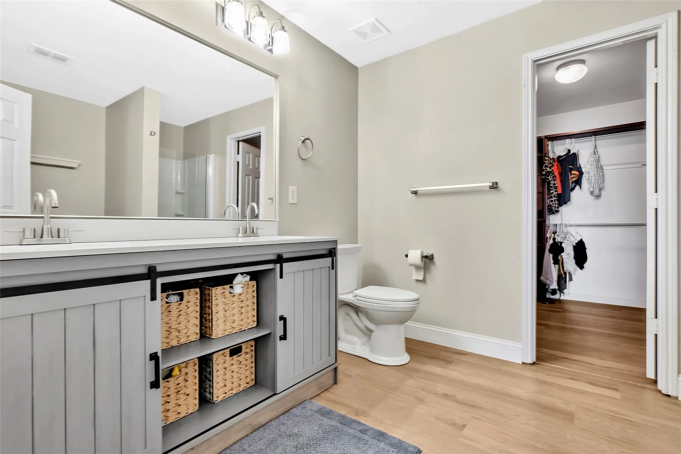 Single Family Residence For Sale in Tarrant County , 12620 Mourning Dove Lane, Fort Worth, Texas 76244, 3 Bedroom, 3 Bathroom, 2 Garage spaces, 2,329 Sqft, built in 2007, mls#21341406, Real Estate Agent in Fort Worth, Homes For Sale in Tarrant county, Homes For Sale in Fort Worth, Realtor in Fort Worth Texas, Real Estate Brokerage Independent Realty Texas, Luminita Cordes Realtor