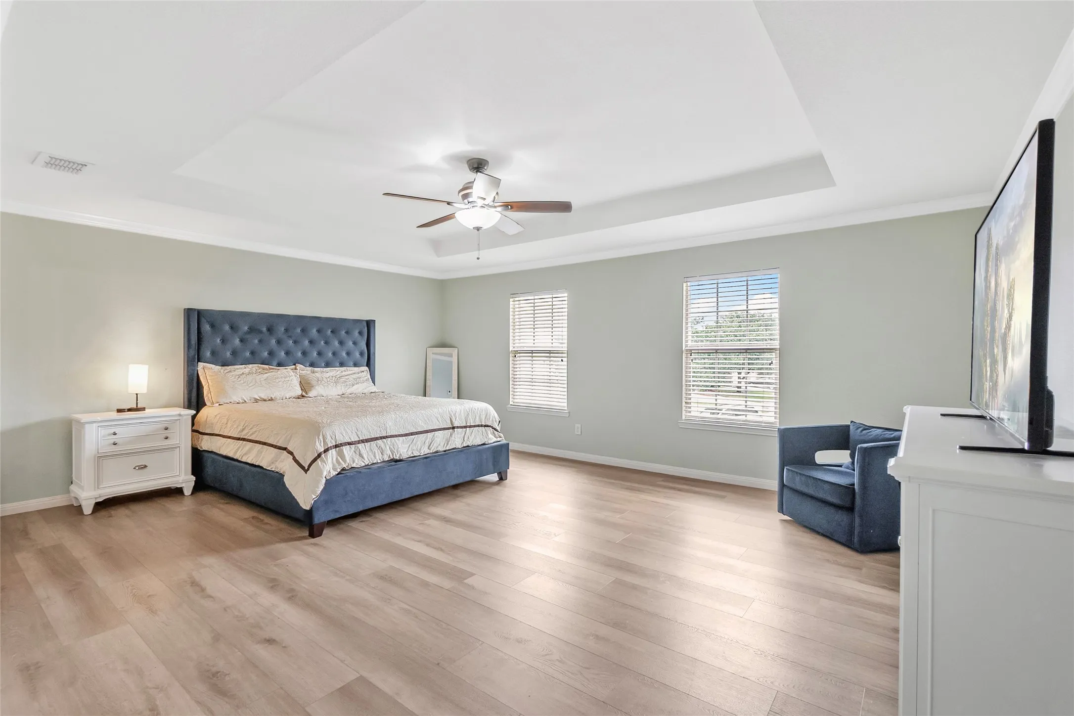 Single Family Residence For Sale in Tarrant County , 12620 Mourning Dove Lane, Fort Worth, Texas 76244, 3 Bedroom, 3 Bathroom, 2 Garage spaces, 2,329 Sqft, built in 2007, mls#21341406, Real Estate Agent in Fort Worth, Homes For Sale in Tarrant county, Homes For Sale in Fort Worth, Realtor in Fort Worth Texas, Real Estate Brokerage Independent Realty Texas, Luminita Cordes Realtor