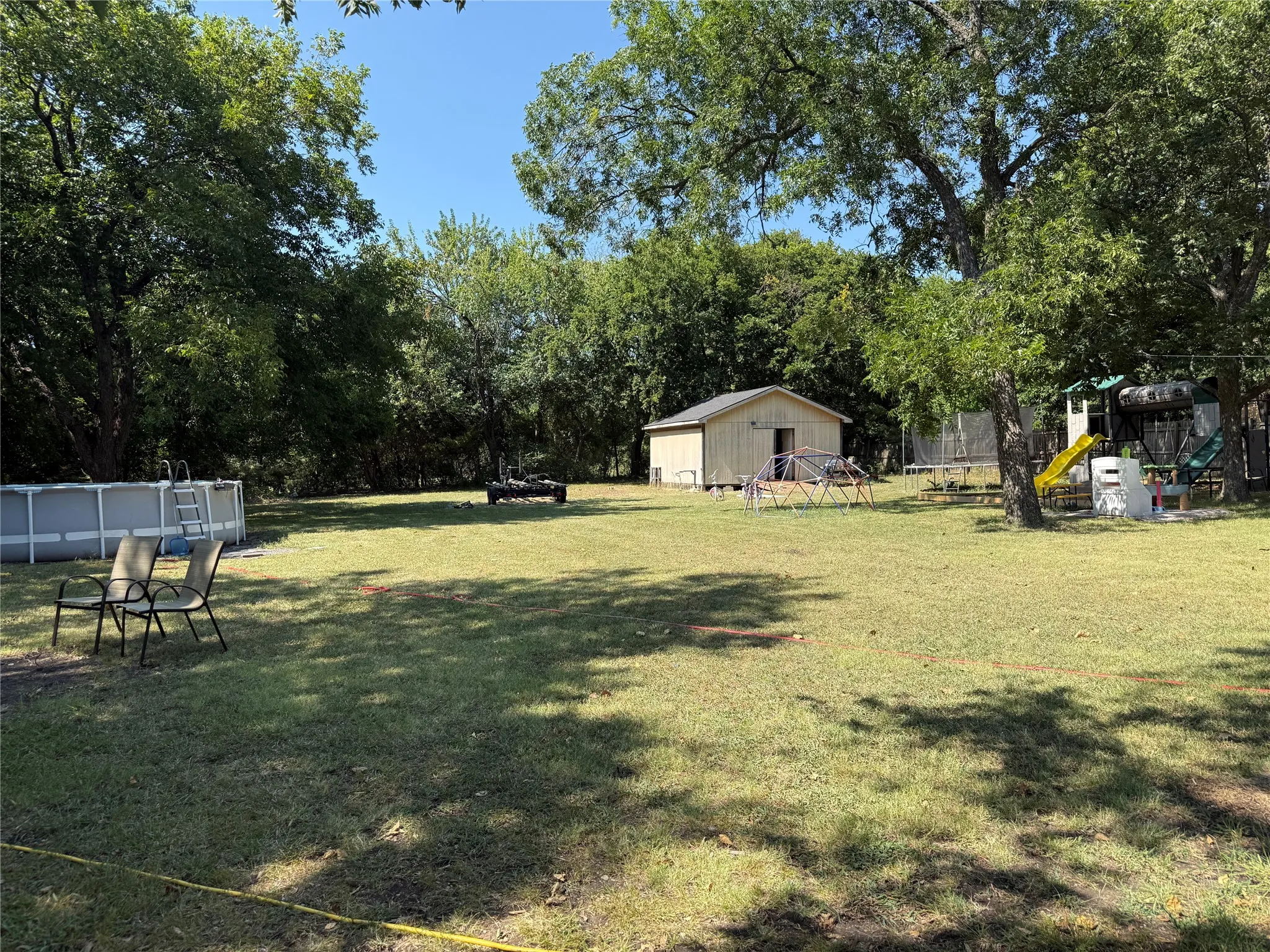 Single Family Residence For Sale in Grayson County , 1609 E Thomas Street, Sherman, Texas 75090, 3 Bedroom, 2 Bathroom, 1 Garage spaces, 1,688 Sqft, built in 1960, mls#21341409, Real Estate Agent in Sherman, Homes For Sale in Grayson county, Homes For Sale in Sherman, Realtor in Sherman Texas, Real Estate Brokerage Independent Realty Texas, Luminita Cordes Realtor
