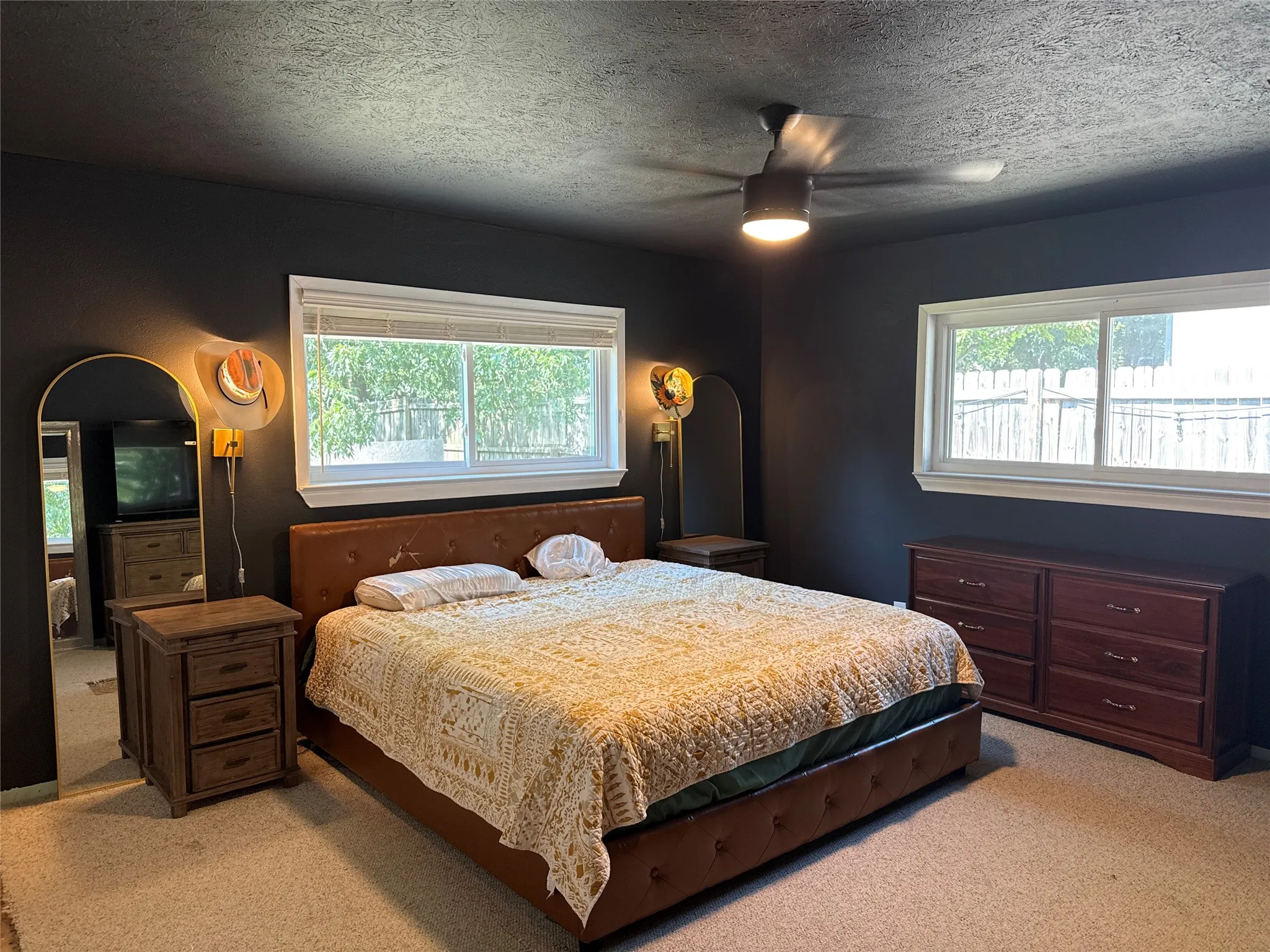 Single Family Residence For Sale in Grayson County , 1609 E Thomas Street, Sherman, Texas 75090, 3 Bedroom, 2 Bathroom, 1 Garage spaces, 1,688 Sqft, built in 1960, mls#21341409, Real Estate Agent in Sherman, Homes For Sale in Grayson county, Homes For Sale in Sherman, Realtor in Sherman Texas, Real Estate Brokerage Independent Realty Texas, Luminita Cordes Realtor