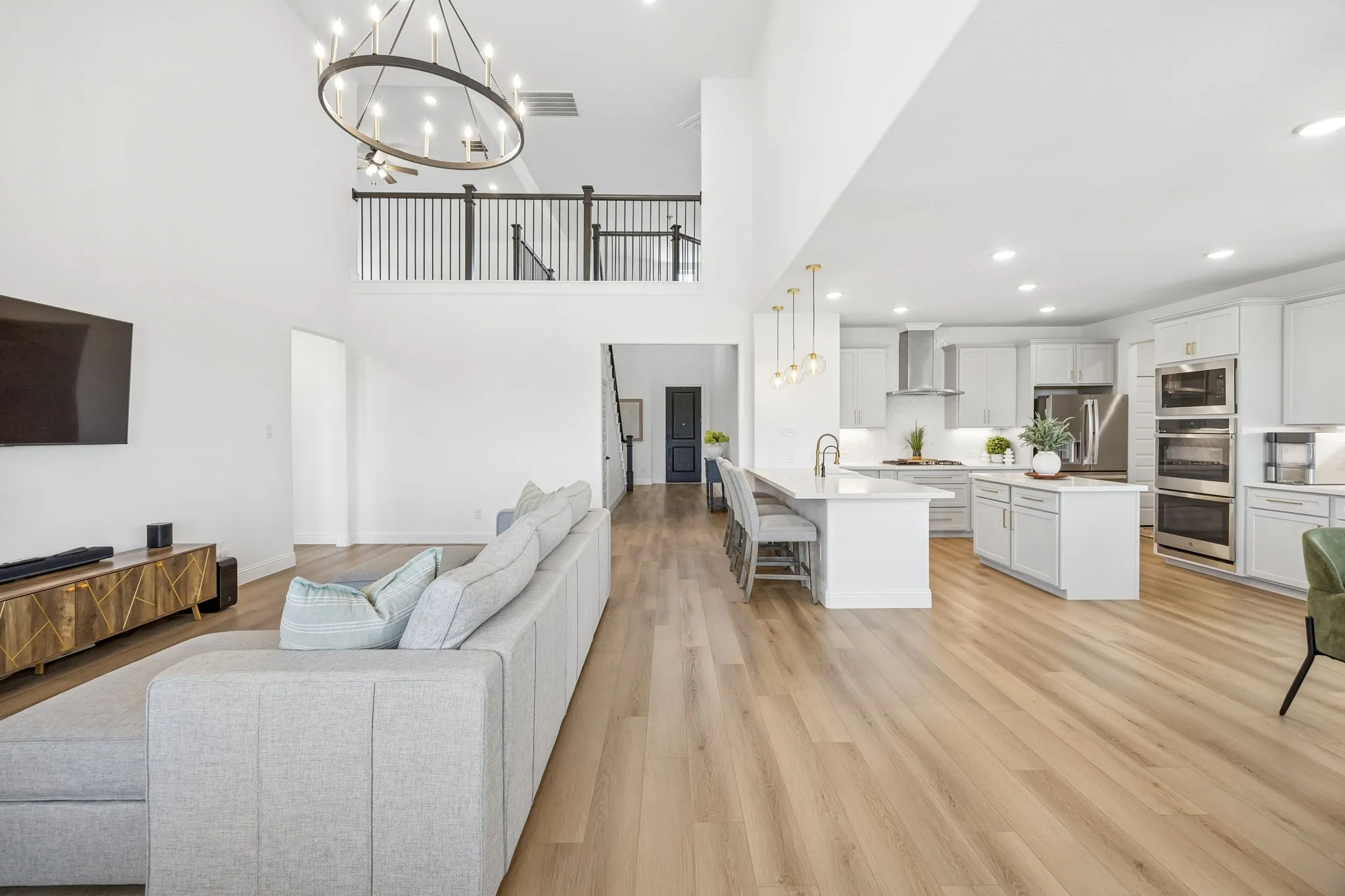 Single Family Residence For Sale in Denton County , 3200 Willowbrook Road, Northlake, Texas 76226, 5 Bedroom, 6 Bathroom, 3 Garage spaces, 3,780 Sqft, built in 2021, mls#21340744, Real Estate Agent in Northlake, Homes For Sale in Denton county, Homes For Sale in Northlake, Realtor in Northlake Texas, Real Estate Brokerage Independent Realty Texas, Luminita Cordes Realtor