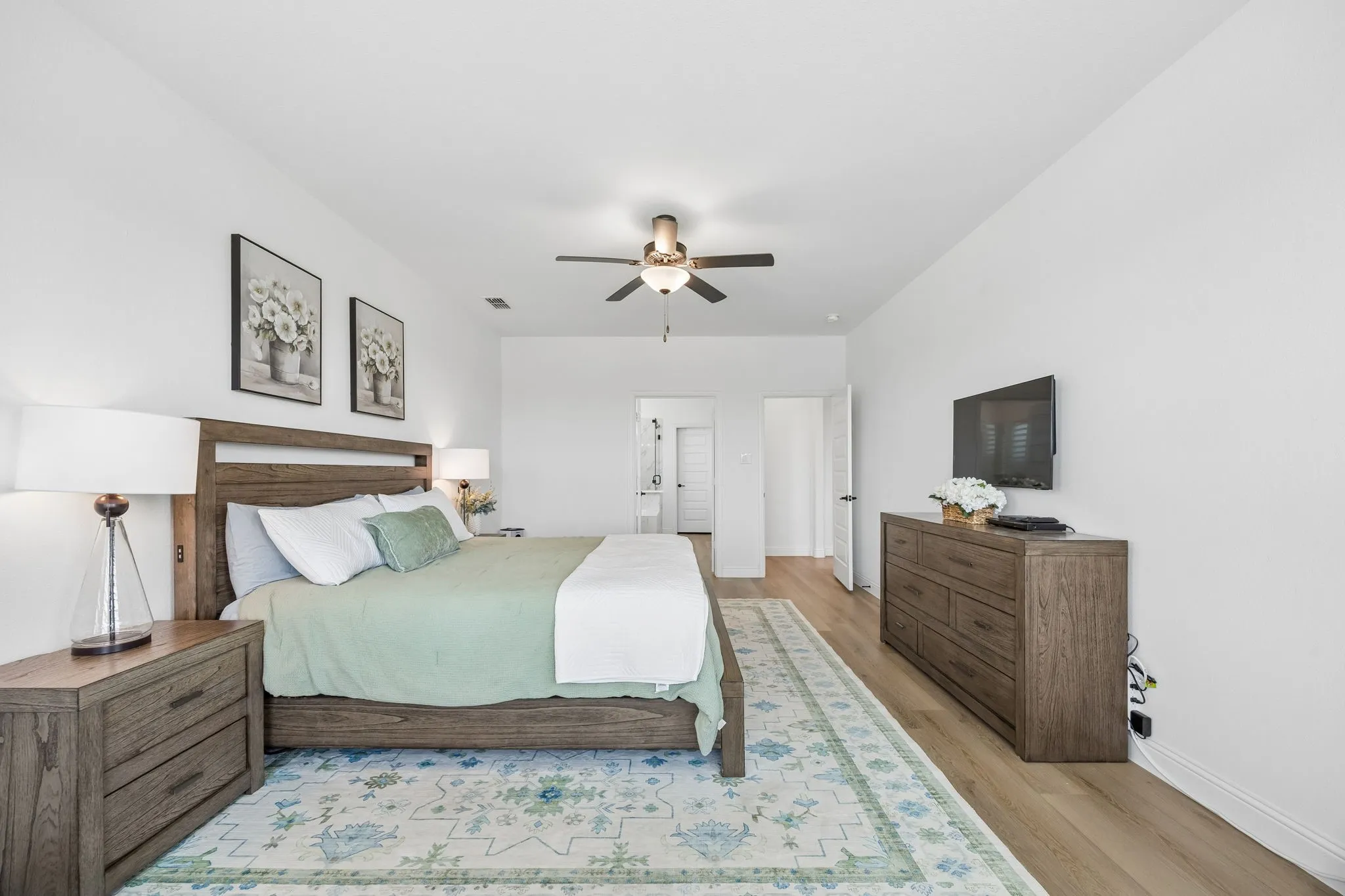 Single Family Residence For Sale in Denton County , 3200 Willowbrook Road, Northlake, Texas 76226, 5 Bedroom, 6 Bathroom, 3 Garage spaces, 3,780 Sqft, built in 2021, mls#21340744, Real Estate Agent in Northlake, Homes For Sale in Denton county, Homes For Sale in Northlake, Realtor in Northlake Texas, Real Estate Brokerage Independent Realty Texas, Luminita Cordes Realtor