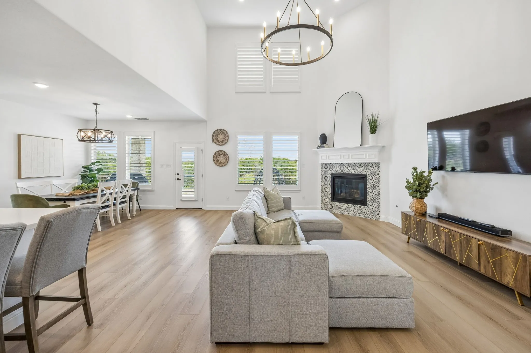 Single Family Residence For Sale in Denton County , 3200 Willowbrook Road, Northlake, Texas 76226, 5 Bedroom, 6 Bathroom, 3 Garage spaces, 3,780 Sqft, built in 2021, mls#21340744, Real Estate Agent in Northlake, Homes For Sale in Denton county, Homes For Sale in Northlake, Realtor in Northlake Texas, Real Estate Brokerage Independent Realty Texas, Luminita Cordes Realtor