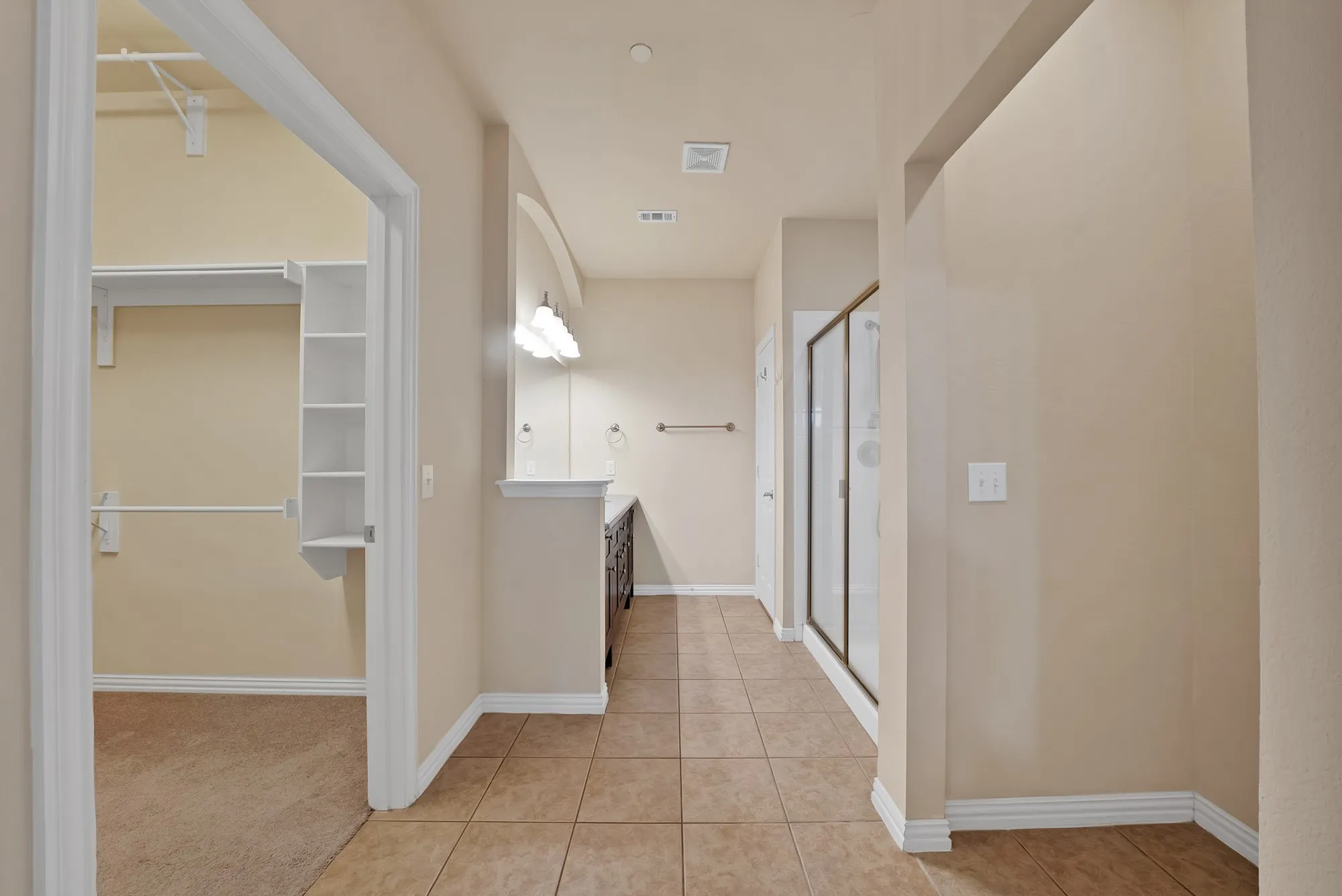 Townhouse For Sale in Collin County , 9937 Sedgewick Avenue, Plano, Texas 75025, 2 Bedroom, 2 Bathroom, 2 Garage spaces, 1,562 Sqft, built in 2007, mls#21340964, Real Estate Agent in Plano, Homes For Sale in Collin county, Homes For Sale in Plano, Realtor in Plano Texas, Real Estate Brokerage Independent Realty Texas, Luminita Cordes Realtor