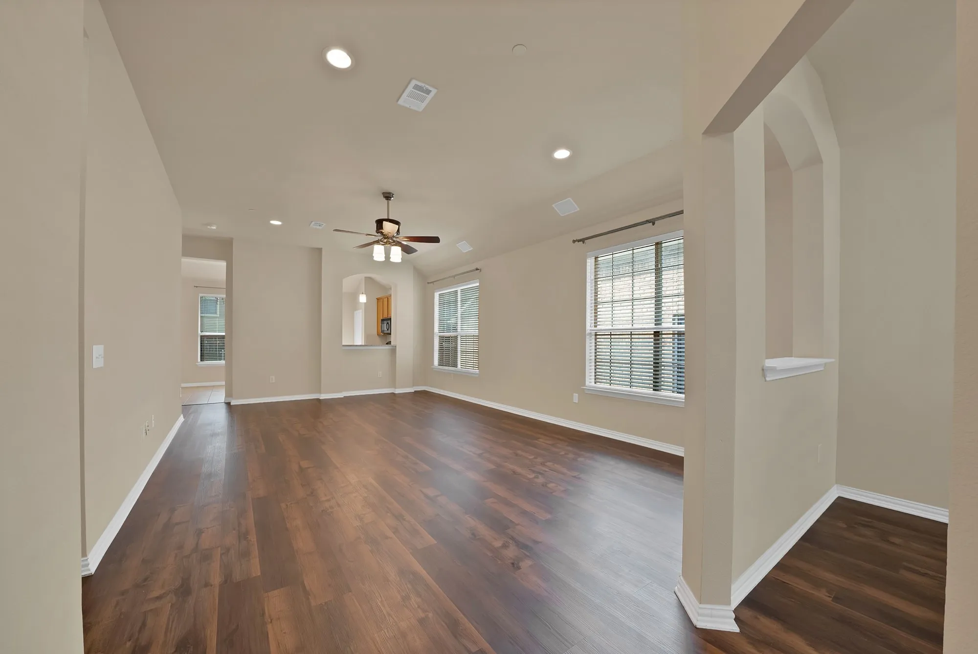 Townhouse For Sale in Collin County , 9937 Sedgewick Avenue, Plano, Texas 75025, 2 Bedroom, 2 Bathroom, 2 Garage spaces, 1,562 Sqft, built in 2007, mls#21340964, Real Estate Agent in Plano, Homes For Sale in Collin county, Homes For Sale in Plano, Realtor in Plano Texas, Real Estate Brokerage Independent Realty Texas, Luminita Cordes Realtor