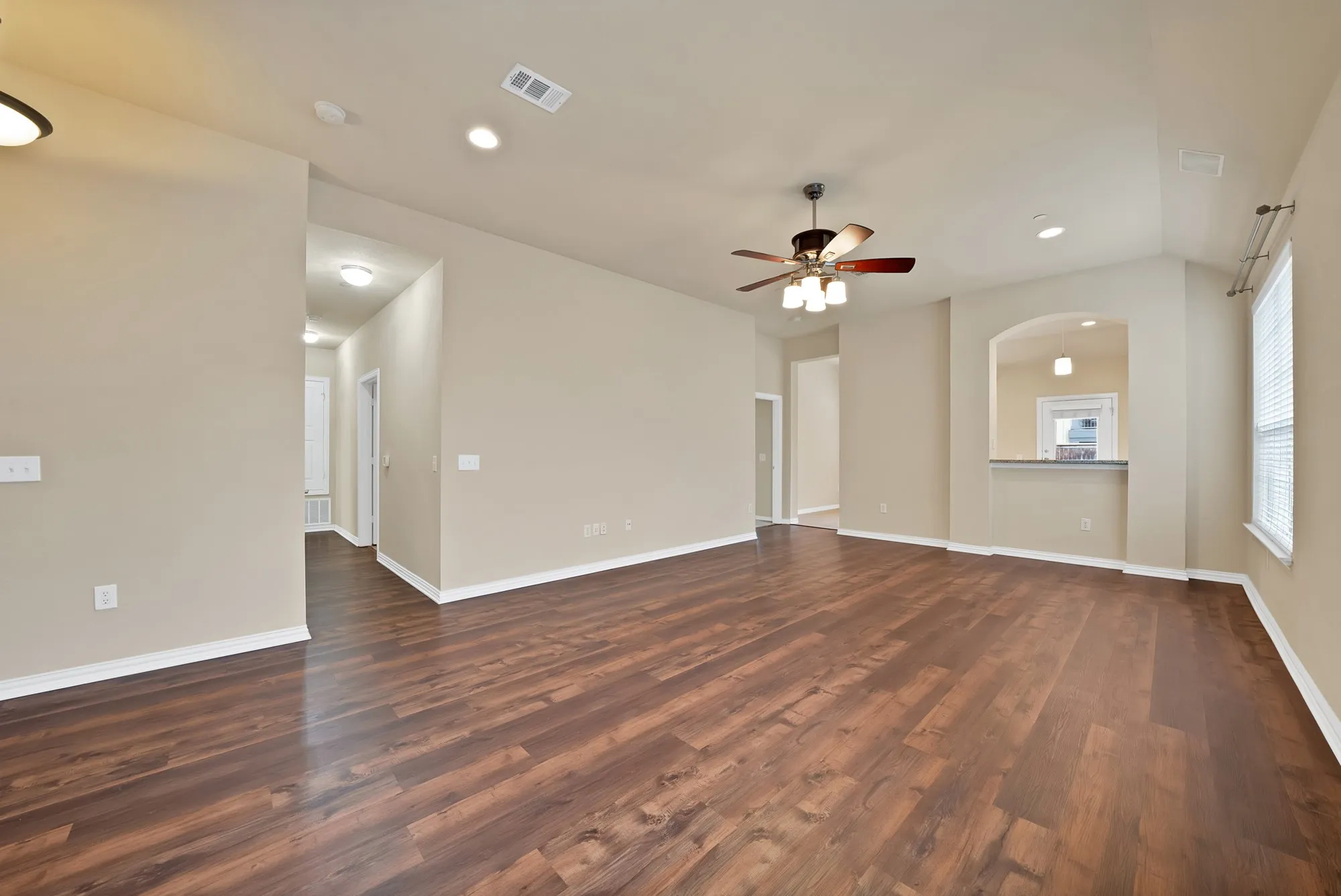 Townhouse For Sale in Collin County , 9937 Sedgewick Avenue, Plano, Texas 75025, 2 Bedroom, 2 Bathroom, 2 Garage spaces, 1,562 Sqft, built in 2007, mls#21340964, Real Estate Agent in Plano, Homes For Sale in Collin county, Homes For Sale in Plano, Realtor in Plano Texas, Real Estate Brokerage Independent Realty Texas, Luminita Cordes Realtor