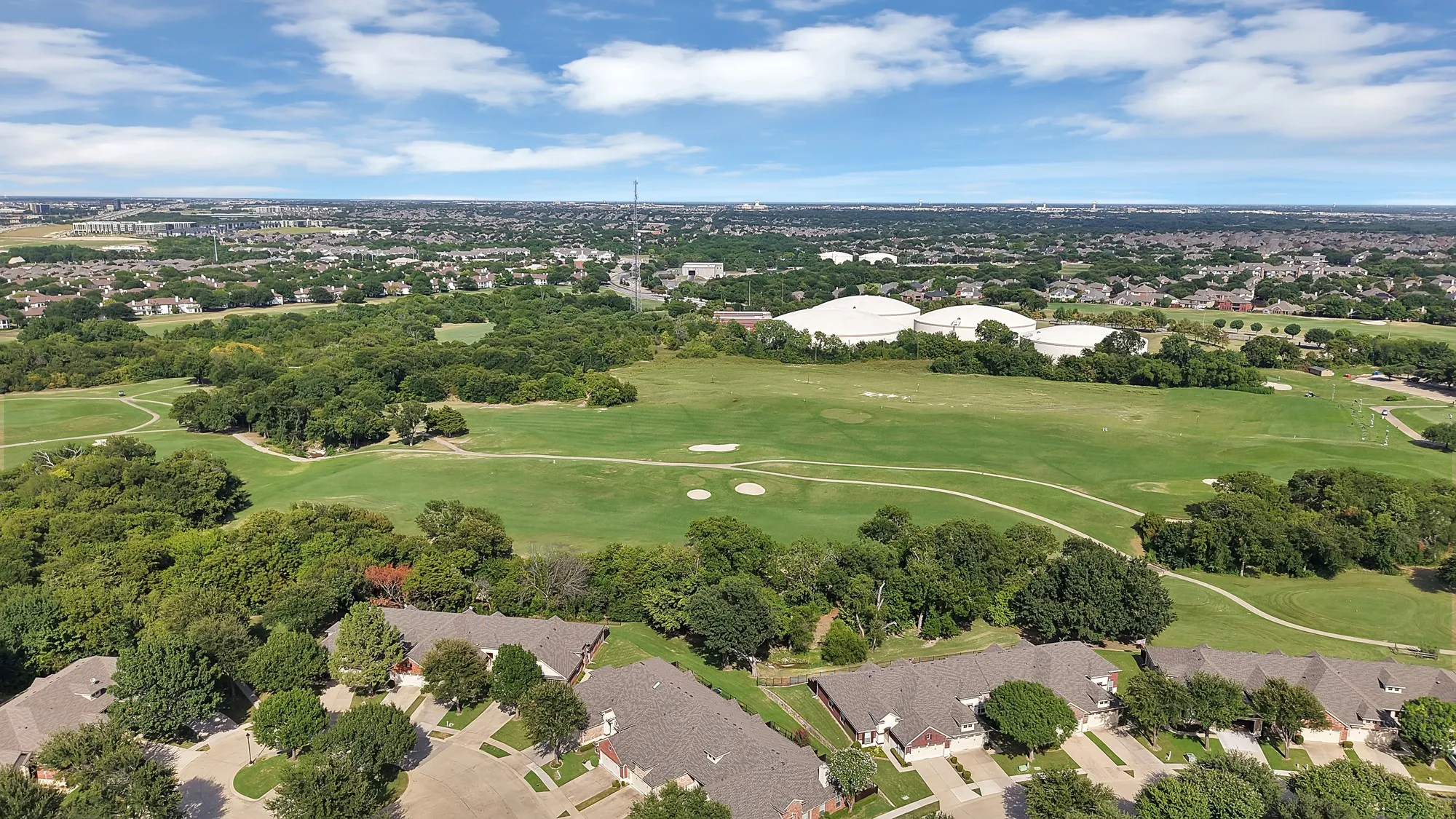 Townhouse For Sale in Collin County , 9937 Sedgewick Avenue, Plano, Texas 75025, 2 Bedroom, 2 Bathroom, 2 Garage spaces, 1,562 Sqft, built in 2007, mls#21340964, Real Estate Agent in Plano, Homes For Sale in Collin county, Homes For Sale in Plano, Realtor in Plano Texas, Real Estate Brokerage Independent Realty Texas, Luminita Cordes Realtor