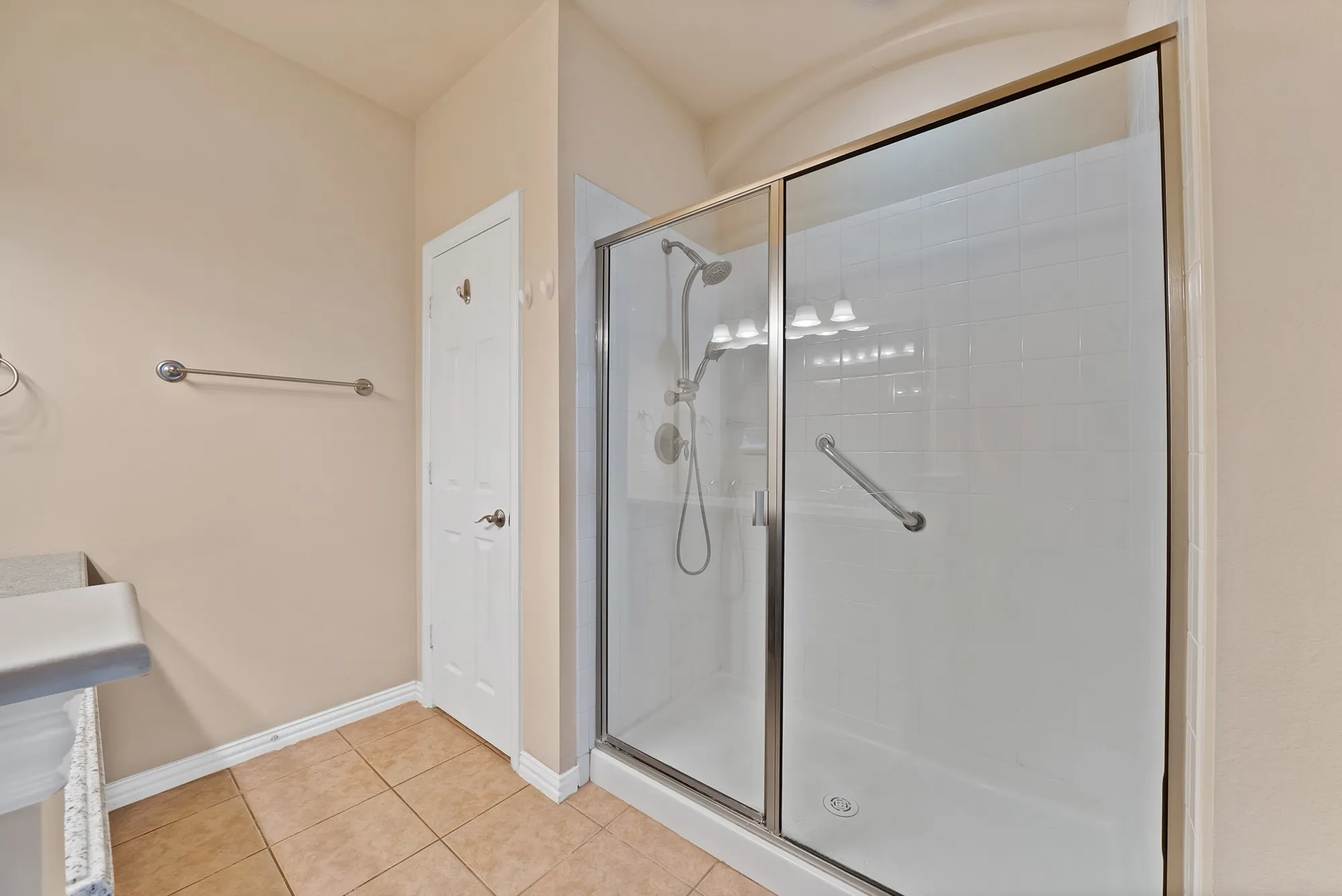 Townhouse For Sale in Collin County , 9937 Sedgewick Avenue, Plano, Texas 75025, 2 Bedroom, 2 Bathroom, 2 Garage spaces, 1,562 Sqft, built in 2007, mls#21340964, Real Estate Agent in Plano, Homes For Sale in Collin county, Homes For Sale in Plano, Realtor in Plano Texas, Real Estate Brokerage Independent Realty Texas, Luminita Cordes Realtor
