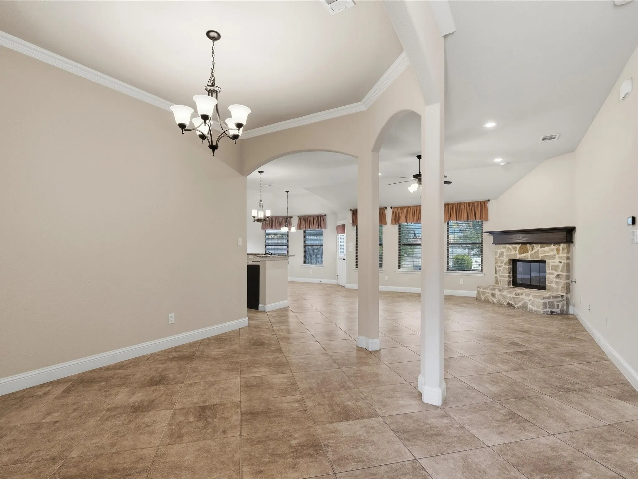 Single Family Residence For Sale in Kaufman County , 508 Clemson Lane, Forney, Texas 75126, 3 Bedroom, 2 Bathroom, 2 Garage spaces, 1,703 Sqft, built in 2016, mls#21341401, Real Estate Agent in Forney, Homes For Sale in Kaufman county, Homes For Sale in Forney, Realtor in Forney Texas, Real Estate Brokerage Independent Realty Texas, Luminita Cordes Realtor