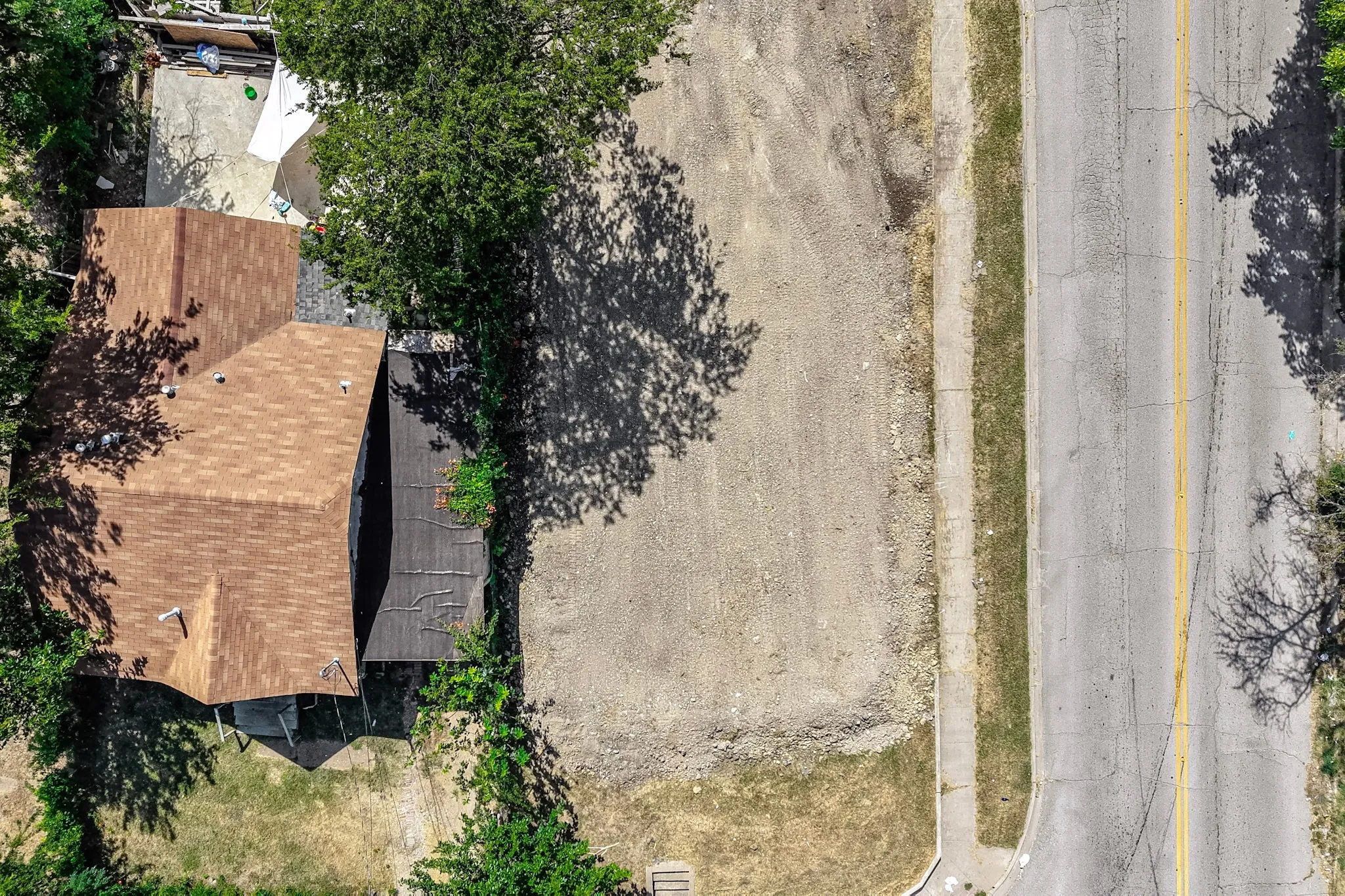 Unimproved Land For Sale in Dallas County , 1735 E Waco, Dallas, Texas 75216, 0, 0, Garage spaces, 0 Sqft, built in 0, Price $95,000, mls#21341415, Real Estate Agent in Dallas, Homes For Sale in Dallas county, Homes For Sale in Dallas, Realtor in Dallas Texas, Real Estate Brokerage Independent Realty Texas, Luminita Cordes Realtor