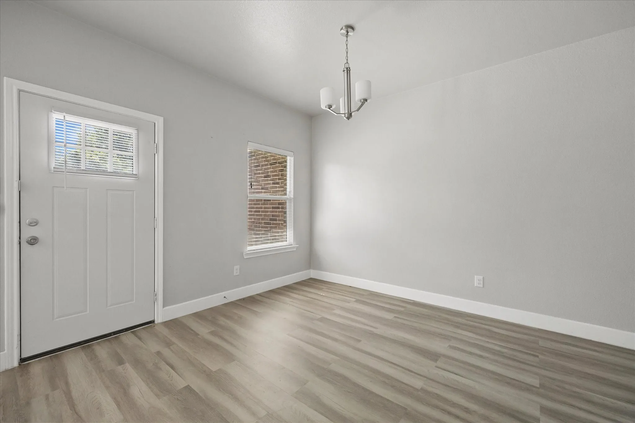 Single Family Residence For Sale in Hunt County , 3802 College Street, Greenville, Texas 75401, 3 Bedrooms, 2 Bathrooms, 1 Garage spaces, 1,420 Sqft, built in 2021, Price $249,000, mls#21332396, Real Estate Agent in Greenville, Homes For Sale in Hunt county, Homes For Sale in Greenville, Realtor in Greenville Texas, Real Estate Brokerage Independent Realty Texas, Luminita Cordes Realtor