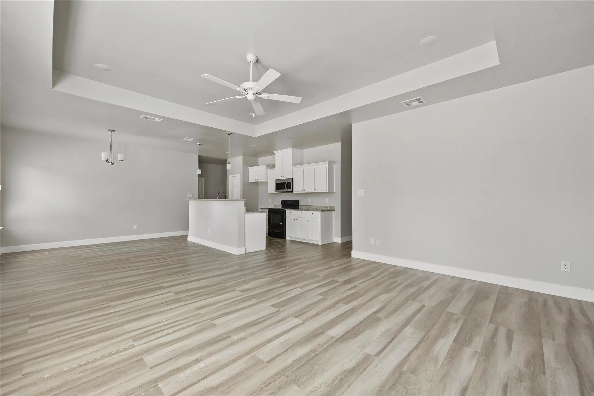 Single Family Residence For Sale in Hunt County , 3802 College Street, Greenville, Texas 75401, 3 Bedrooms, 2 Bathrooms, 1 Garage spaces, 1,420 Sqft, built in 2021, Price $249,000, mls#21332396, Real Estate Agent in Greenville, Homes For Sale in Hunt county, Homes For Sale in Greenville, Realtor in Greenville Texas, Real Estate Brokerage Independent Realty Texas, Luminita Cordes Realtor