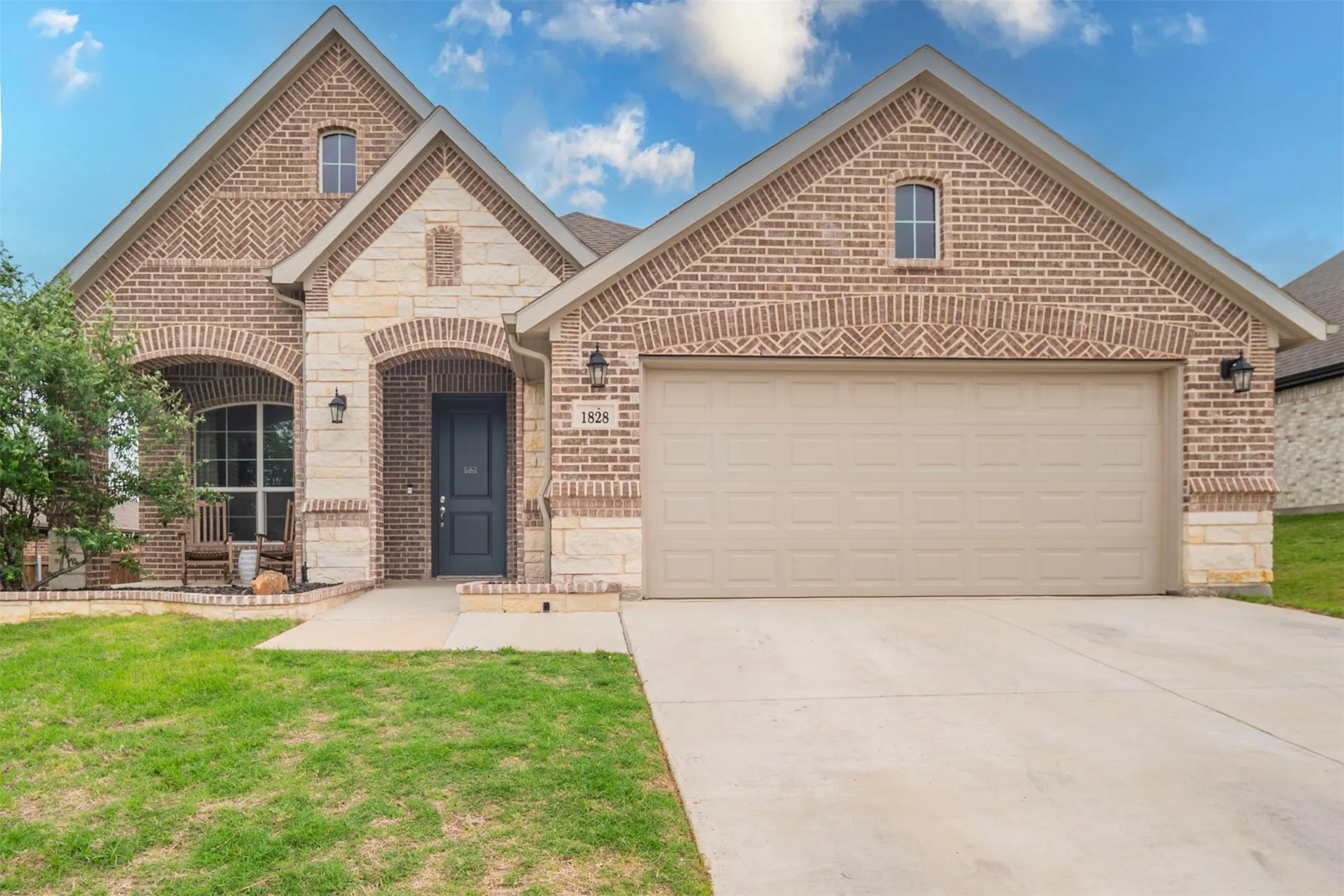 Single Family Residence For Sale in Parker County , 1828 Abelia Lane, Weatherford, Texas 76086, 3 Bedrooms, 2 Bathrooms, 2 Garage spaces, 1,991 Sqft, built in 2022, Price $380,000, mls#21340430, Real Estate Agent in Weatherford, Homes For Sale in Parker county, Homes For Sale in Weatherford, Realtor in Weatherford Texas, Real Estate Brokerage Independent Realty Texas, Luminita Cordes Realtor