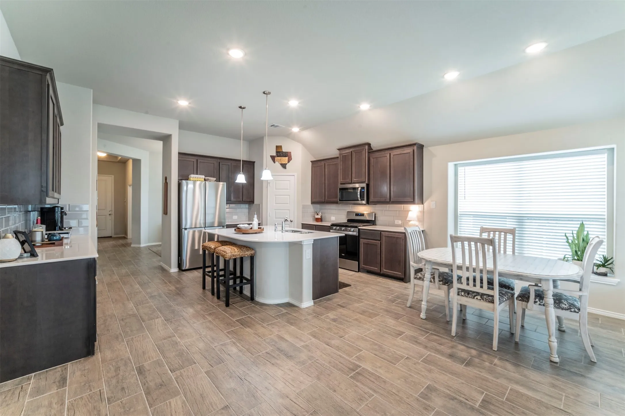 Single Family Residence For Sale in Parker County , 1828 Abelia Lane, Weatherford, Texas 76086, 3 Bedrooms, 2 Bathrooms, 2 Garage spaces, 1,991 Sqft, built in 2022, Price $380,000, mls#21340430, Real Estate Agent in Weatherford, Homes For Sale in Parker county, Homes For Sale in Weatherford, Realtor in Weatherford Texas, Real Estate Brokerage Independent Realty Texas, Luminita Cordes Realtor