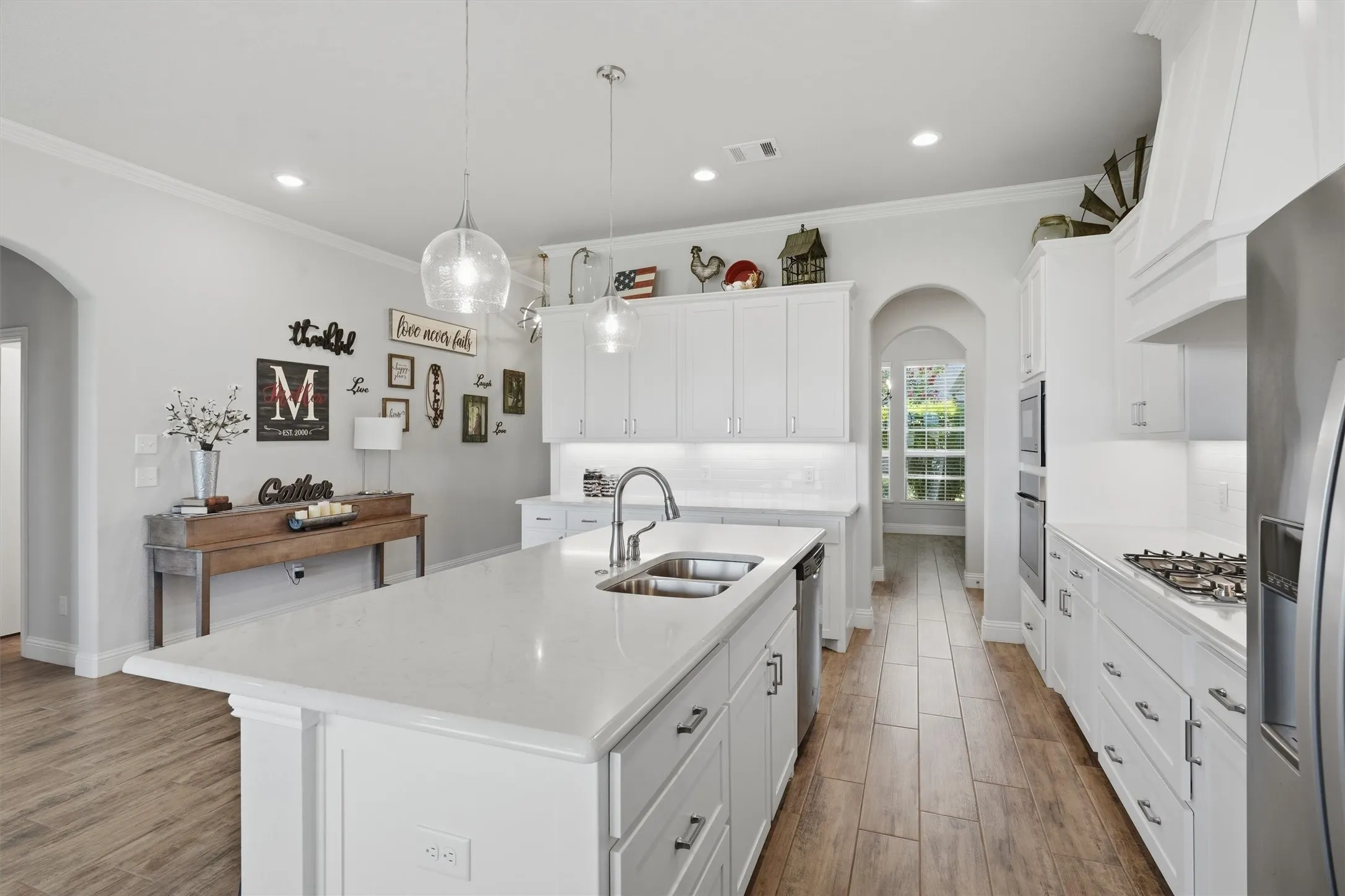Single Family Residence For Sale in Denton County , 15005 Lost Wagon Street, Justin, Texas 76247, 5 Bedroom, 3 Bathroom, 4 Garage spaces, 2,603 Sqft, built in 2019, mls#21334907, Real Estate Agent in Justin, Homes For Sale in Denton county, Homes For Sale in Justin, Realtor in Justin Texas, Real Estate Brokerage Independent Realty Texas, Luminita Cordes Realtor
