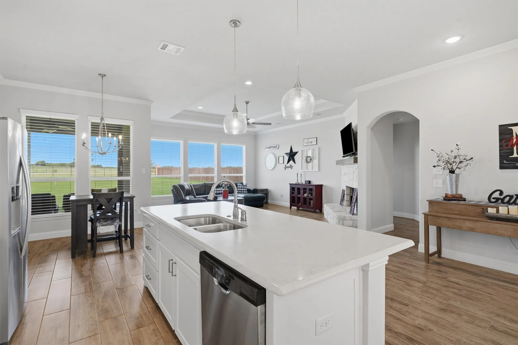 Single Family Residence For Sale in Denton County , 15005 Lost Wagon Street, Justin, Texas 76247, 5 Bedroom, 3 Bathroom, 4 Garage spaces, 2,603 Sqft, built in 2019, mls#21334907, Real Estate Agent in Justin, Homes For Sale in Denton county, Homes For Sale in Justin, Realtor in Justin Texas, Real Estate Brokerage Independent Realty Texas, Luminita Cordes Realtor