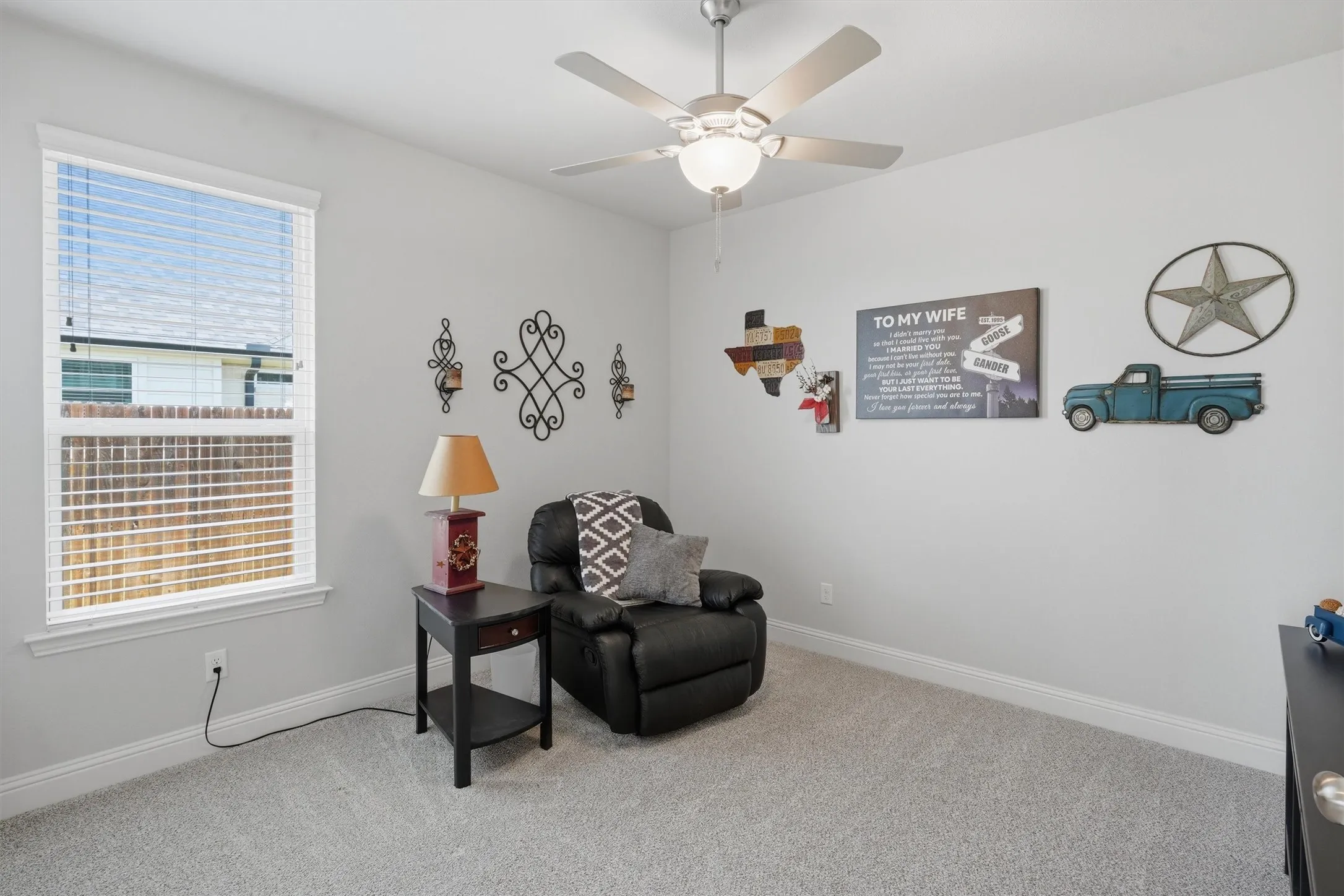 Single Family Residence For Sale in Denton County , 15005 Lost Wagon Street, Justin, Texas 76247, 5 Bedroom, 3 Bathroom, 4 Garage spaces, 2,603 Sqft, built in 2019, mls#21334907, Real Estate Agent in Justin, Homes For Sale in Denton county, Homes For Sale in Justin, Realtor in Justin Texas, Real Estate Brokerage Independent Realty Texas, Luminita Cordes Realtor