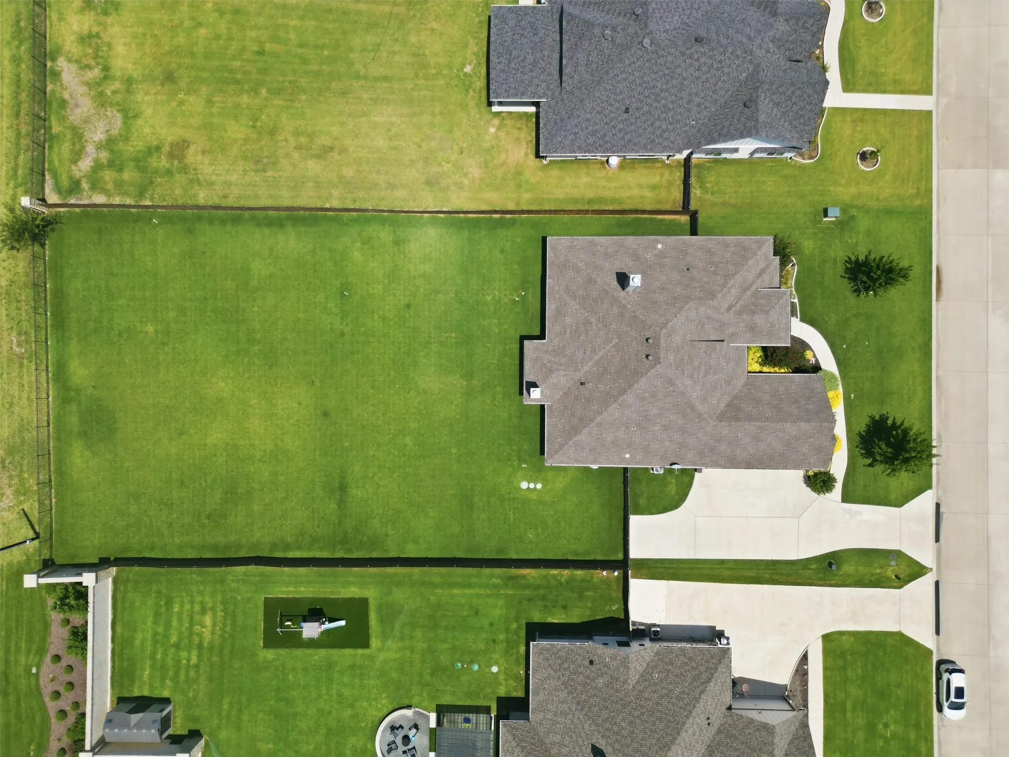Single Family Residence For Sale in Denton County , 15005 Lost Wagon Street, Justin, Texas 76247, 5 Bedroom, 3 Bathroom, 4 Garage spaces, 2,603 Sqft, built in 2019, mls#21334907, Real Estate Agent in Justin, Homes For Sale in Denton county, Homes For Sale in Justin, Realtor in Justin Texas, Real Estate Brokerage Independent Realty Texas, Luminita Cordes Realtor