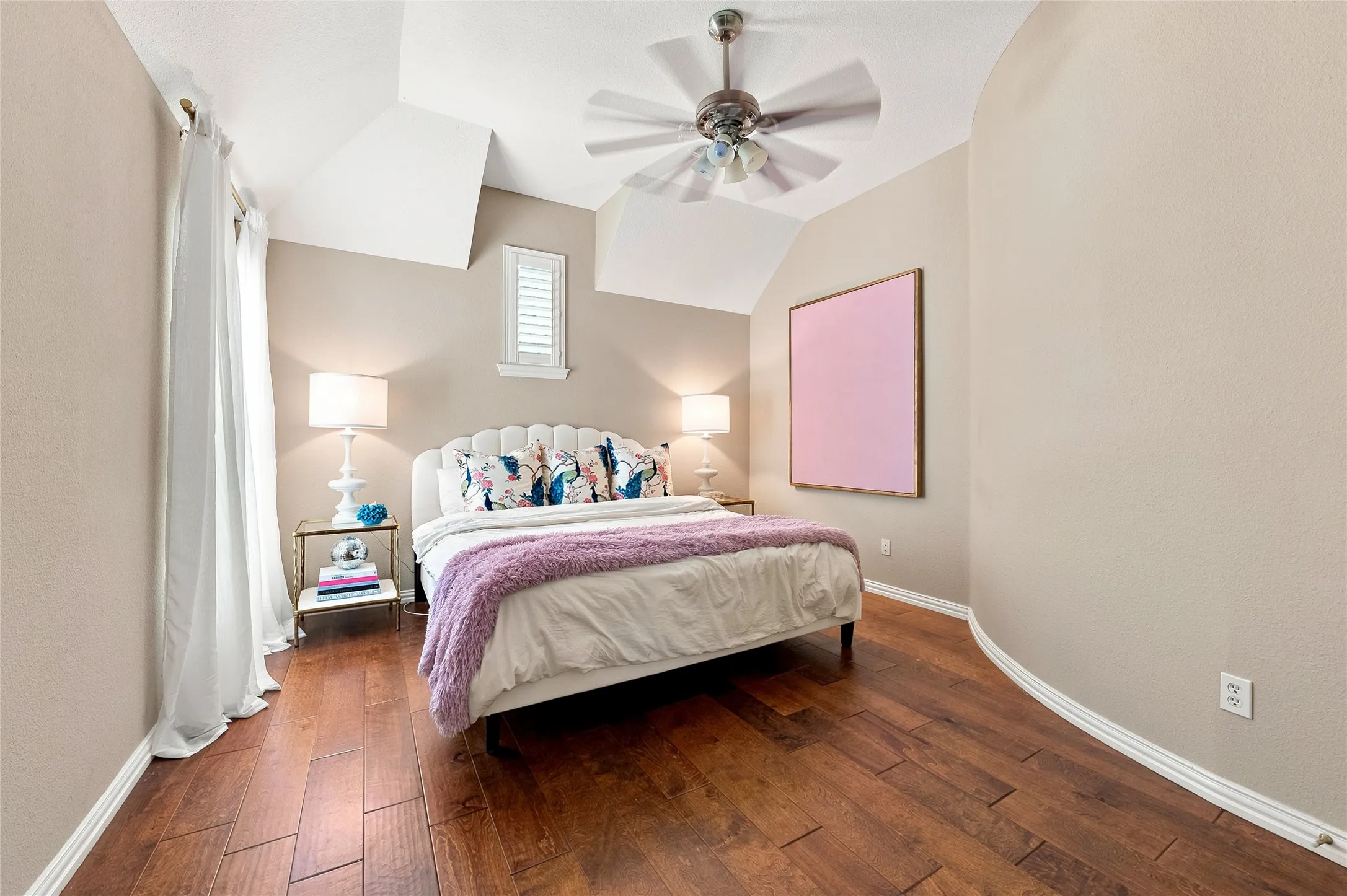 Single Family Residence For Sale in Denton County , 4802 Carnegie Drive, Frisco, Texas 75034, 5 Bedrooms, 4 Bathrooms, 2 Garage spaces, 3,984 Sqft, built in 2002, Price $840,000, mls#21326117, Real Estate Agent in Frisco, Homes For Sale in Denton county, Homes For Sale in Frisco, Realtor in Frisco Texas, Real Estate Brokerage Independent Realty Texas, Luminita Cordes Realtor