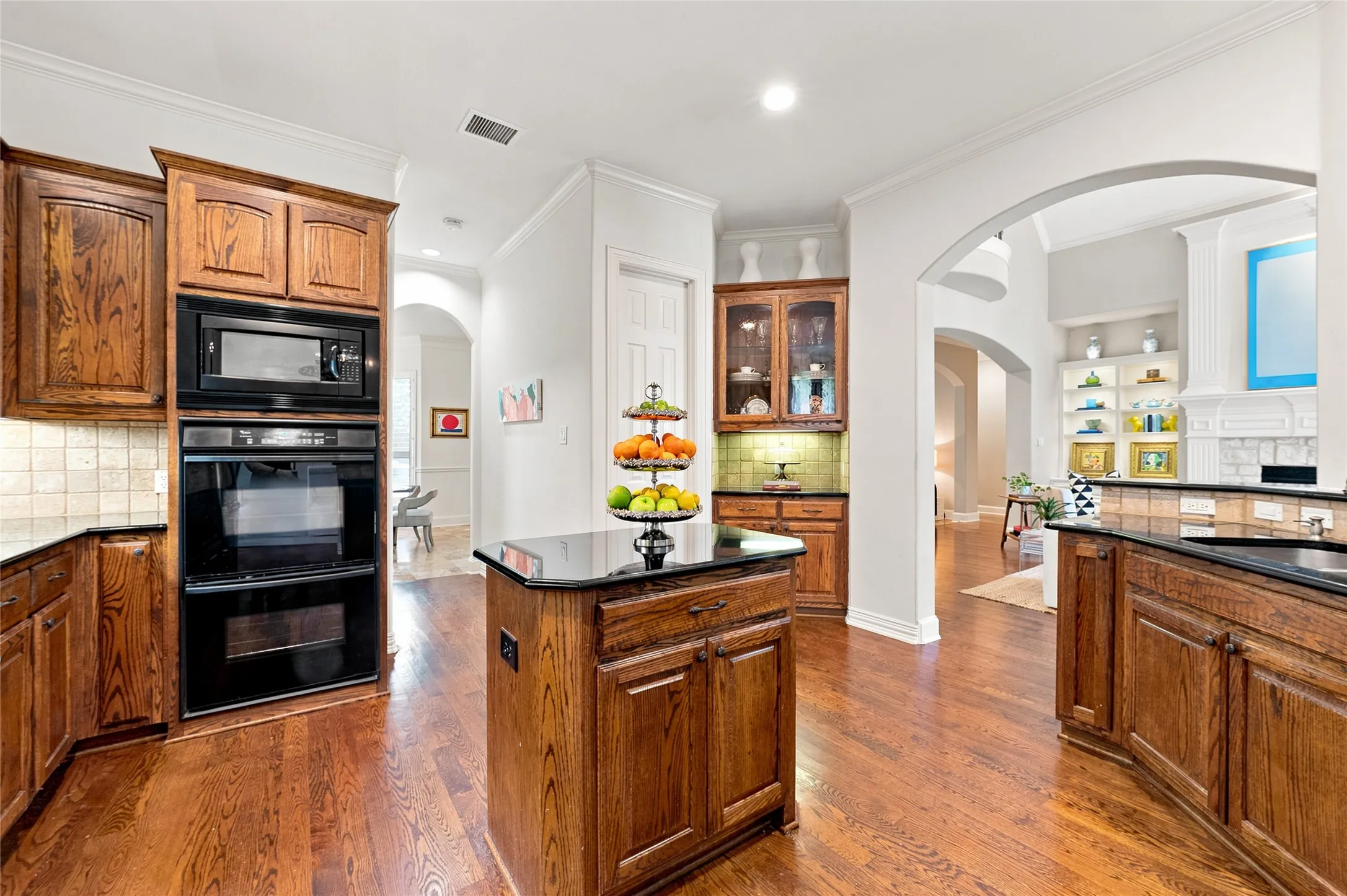Single Family Residence For Sale in Denton County , 4802 Carnegie Drive, Frisco, Texas 75034, 5 Bedrooms, 4 Bathrooms, 2 Garage spaces, 3,984 Sqft, built in 2002, Price $840,000, mls#21326117, Real Estate Agent in Frisco, Homes For Sale in Denton county, Homes For Sale in Frisco, Realtor in Frisco Texas, Real Estate Brokerage Independent Realty Texas, Luminita Cordes Realtor