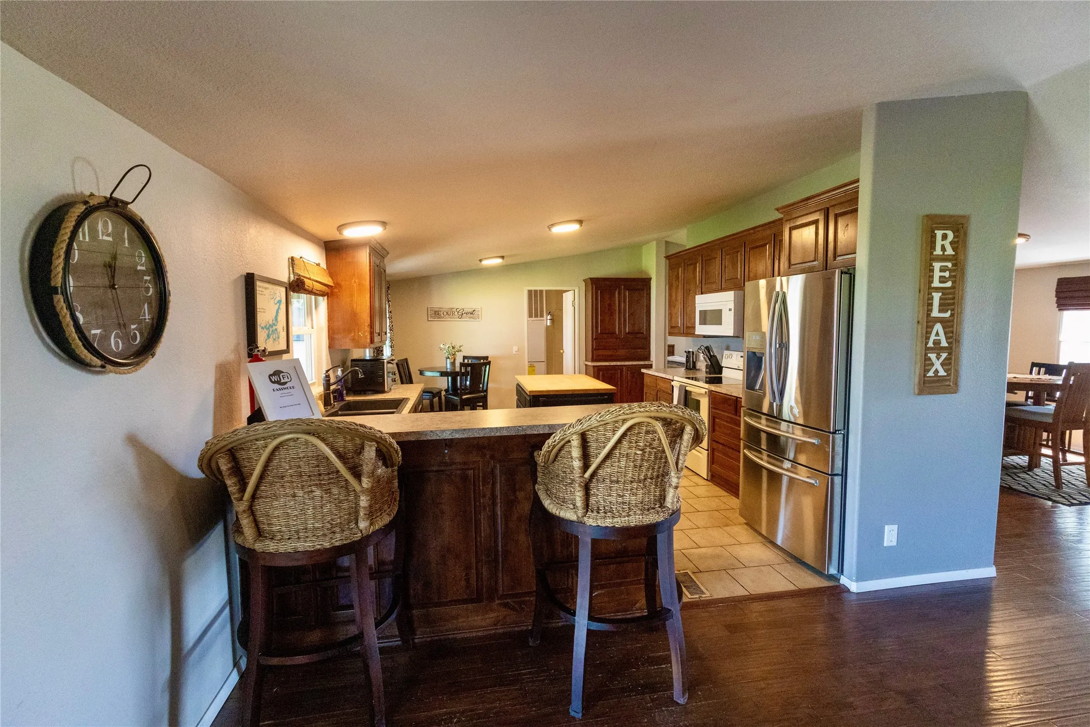 Manufactured Home For Sale in Palo Pinto County , 1047 Airport Road, Graford, Texas 76449, 3 Bedroom, 2 Bathroom, 2 Garage spaces, 2,016 Sqft, built in 2000, mls#21338578, Real Estate Agent in Graford, Homes For Sale in Palo Pinto county, Homes For Sale in Graford, Realtor in Graford Texas, Real Estate Brokerage Independent Realty Texas, Luminita Cordes Realtor