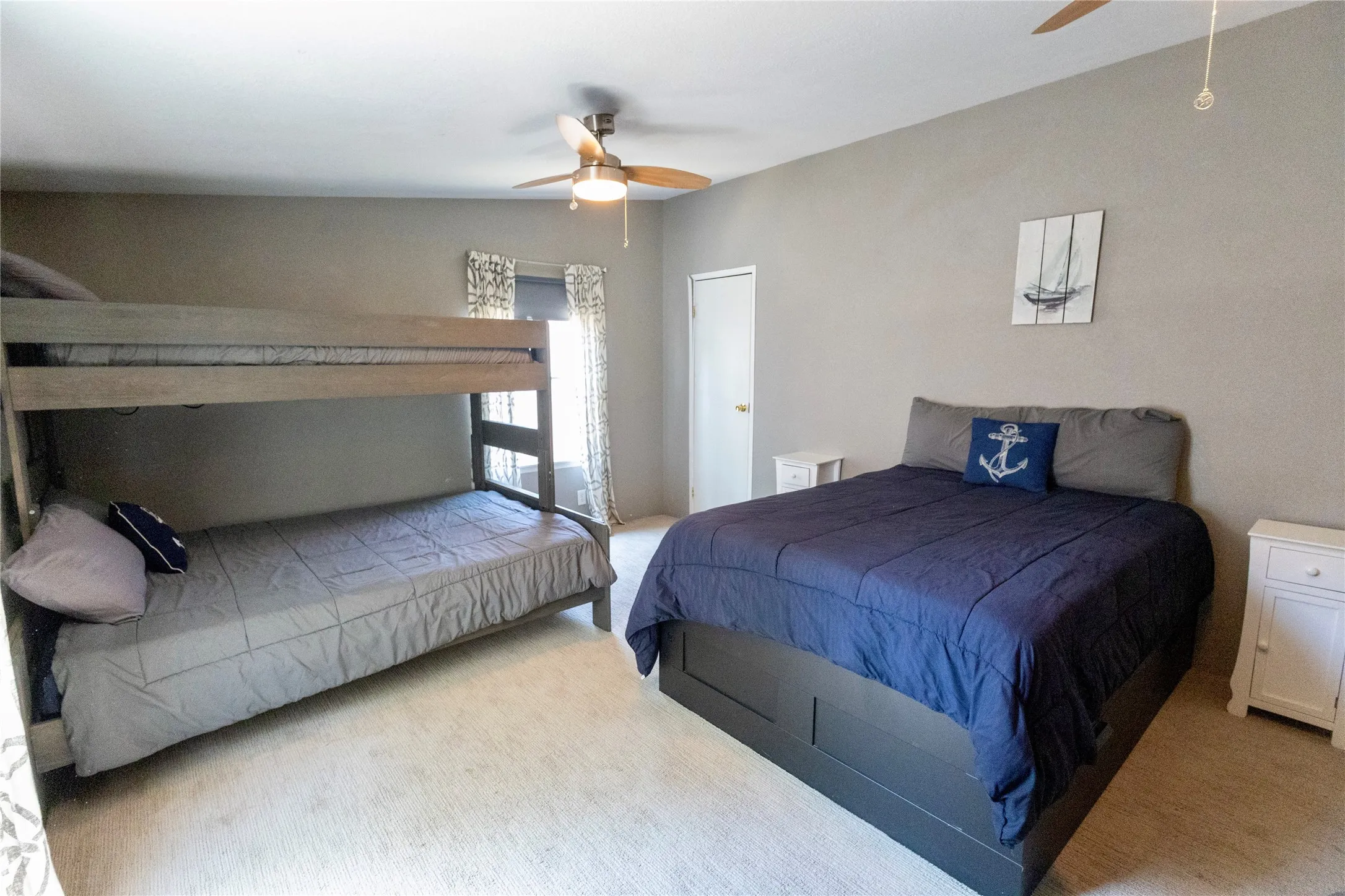 Manufactured Home For Sale in Palo Pinto County , 1047 Airport Road, Graford, Texas 76449, 3 Bedroom, 2 Bathroom, 2 Garage spaces, 2,016 Sqft, built in 2000, mls#21338578, Real Estate Agent in Graford, Homes For Sale in Palo Pinto county, Homes For Sale in Graford, Realtor in Graford Texas, Real Estate Brokerage Independent Realty Texas, Luminita Cordes Realtor