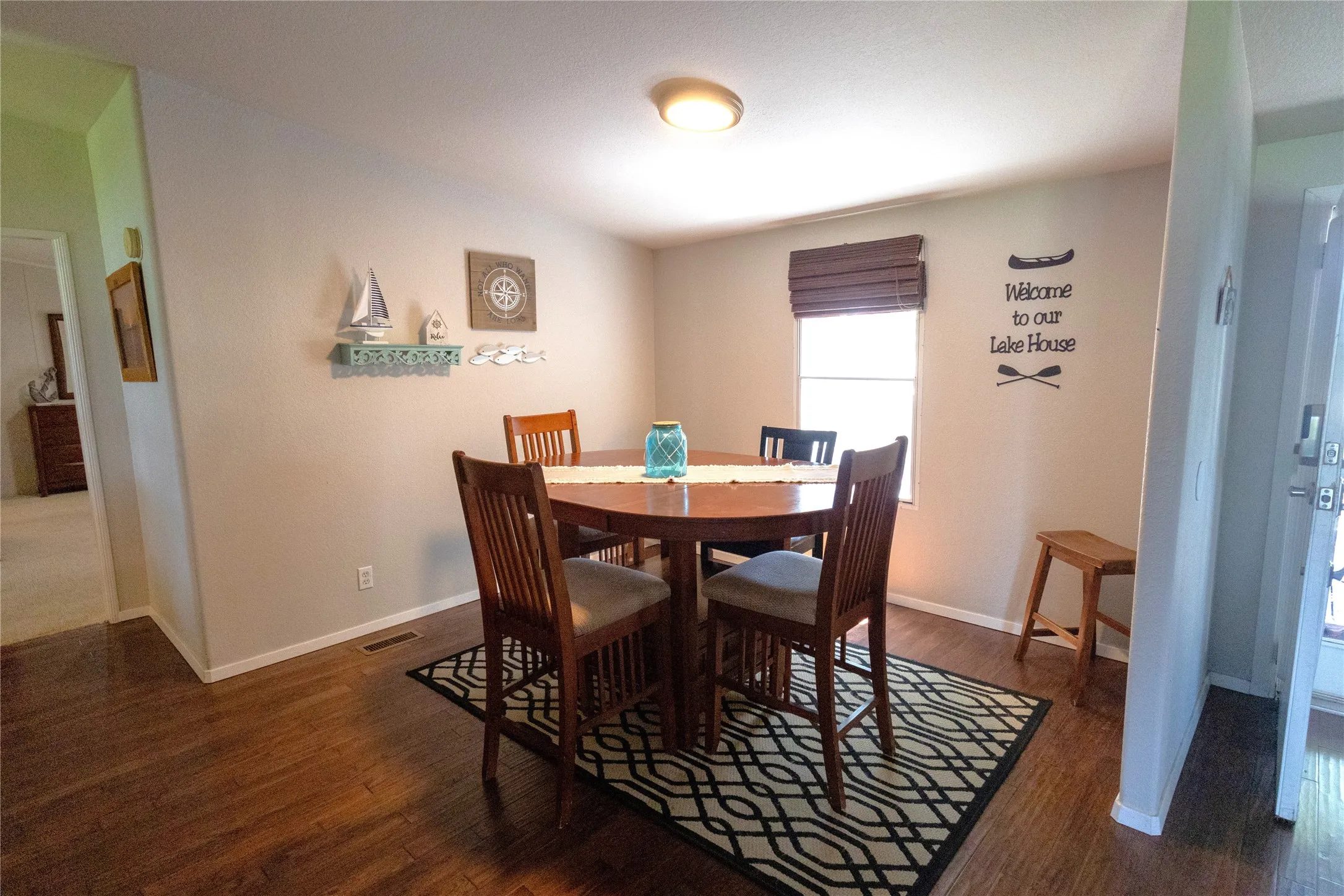 Manufactured Home For Sale in Palo Pinto County , 1047 Airport Road, Graford, Texas 76449, 3 Bedroom, 2 Bathroom, 2 Garage spaces, 2,016 Sqft, built in 2000, mls#21338578, Real Estate Agent in Graford, Homes For Sale in Palo Pinto county, Homes For Sale in Graford, Realtor in Graford Texas, Real Estate Brokerage Independent Realty Texas, Luminita Cordes Realtor