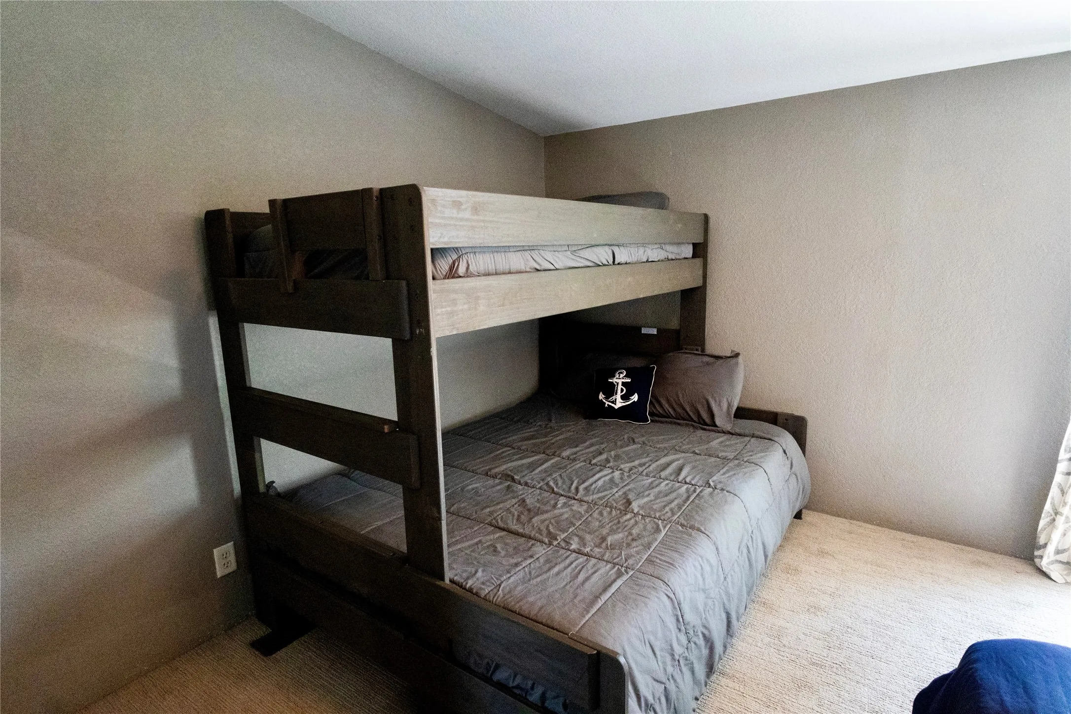 Manufactured Home For Sale in Palo Pinto County , 1047 Airport Road, Graford, Texas 76449, 3 Bedroom, 2 Bathroom, 2 Garage spaces, 2,016 Sqft, built in 2000, mls#21338578, Real Estate Agent in Graford, Homes For Sale in Palo Pinto county, Homes For Sale in Graford, Realtor in Graford Texas, Real Estate Brokerage Independent Realty Texas, Luminita Cordes Realtor
