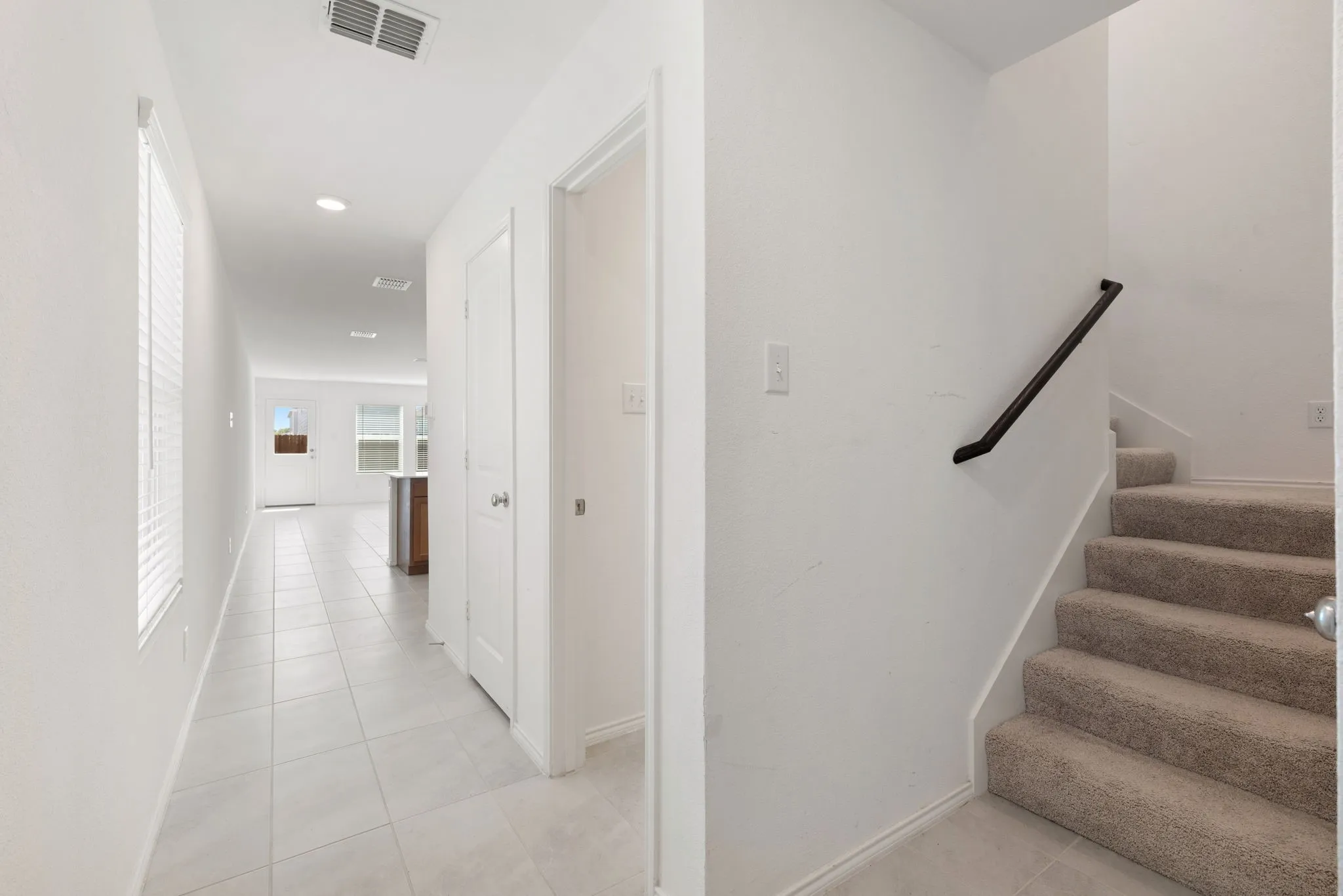 Single Family Residence For Rent in Collin County , 155 Plumcove Drive, Princeton, Texas 75407, 4 Bedrooms, 3 Bathrooms, Garage spaces, 1,550 Sqft, built in 2023, Price $1,895, mls#21330300, Real Estate Agent in Princeton, Homes For Rent in Collin county, Homes For Rent in Princeton, Realtor in Princeton Texas, Real Estate Brokerage Independent Realty Texas, Luminita Cordes Realtor