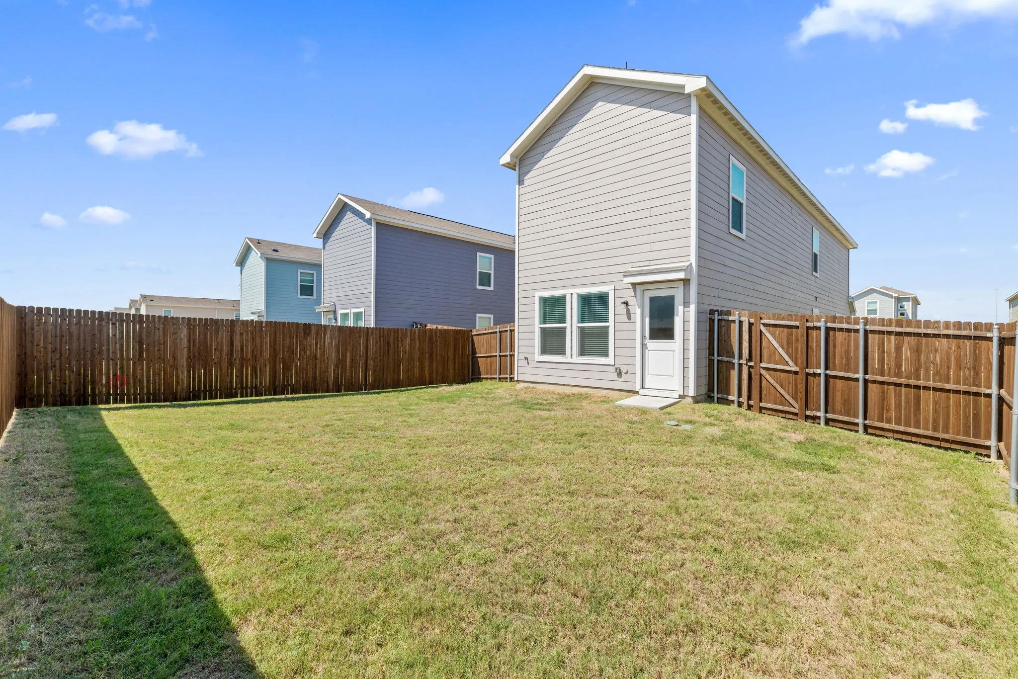 Single Family Residence For Rent in Collin County , 155 Plumcove Drive, Princeton, Texas 75407, 4 Bedrooms, 3 Bathrooms, Garage spaces, 1,550 Sqft, built in 2023, Price $1,895, mls#21330300, Real Estate Agent in Princeton, Homes For Rent in Collin county, Homes For Rent in Princeton, Realtor in Princeton Texas, Real Estate Brokerage Independent Realty Texas, Luminita Cordes Realtor