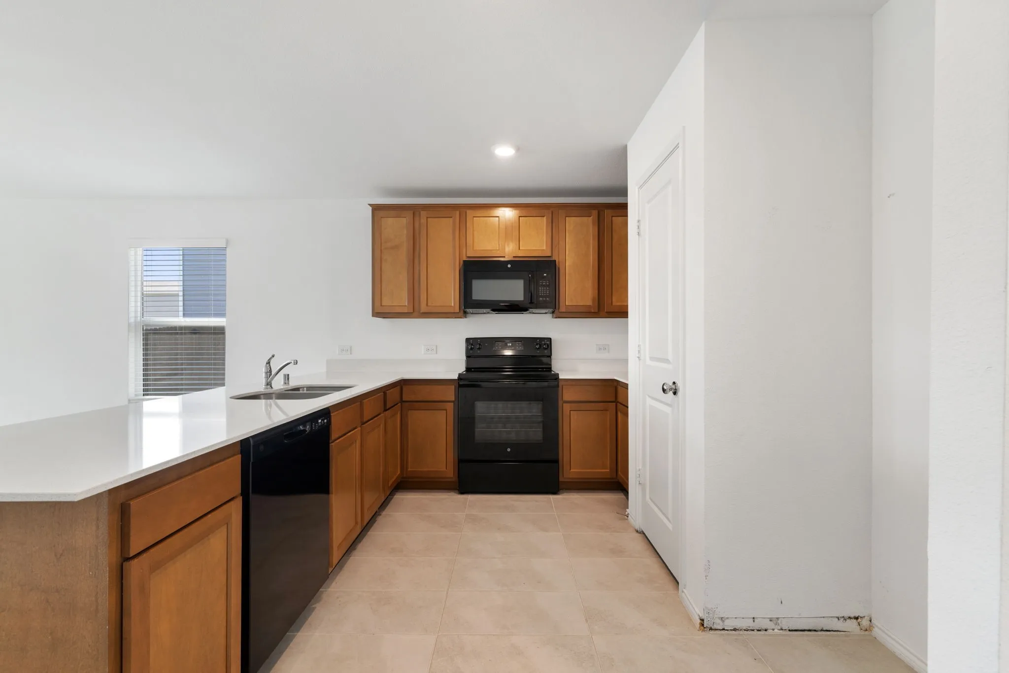Single Family Residence For Rent in Collin County , 155 Plumcove Drive, Princeton, Texas 75407, 4 Bedrooms, 3 Bathrooms, Garage spaces, 1,550 Sqft, built in 2023, Price $1,895, mls#21330300, Real Estate Agent in Princeton, Homes For Rent in Collin county, Homes For Rent in Princeton, Realtor in Princeton Texas, Real Estate Brokerage Independent Realty Texas, Luminita Cordes Realtor