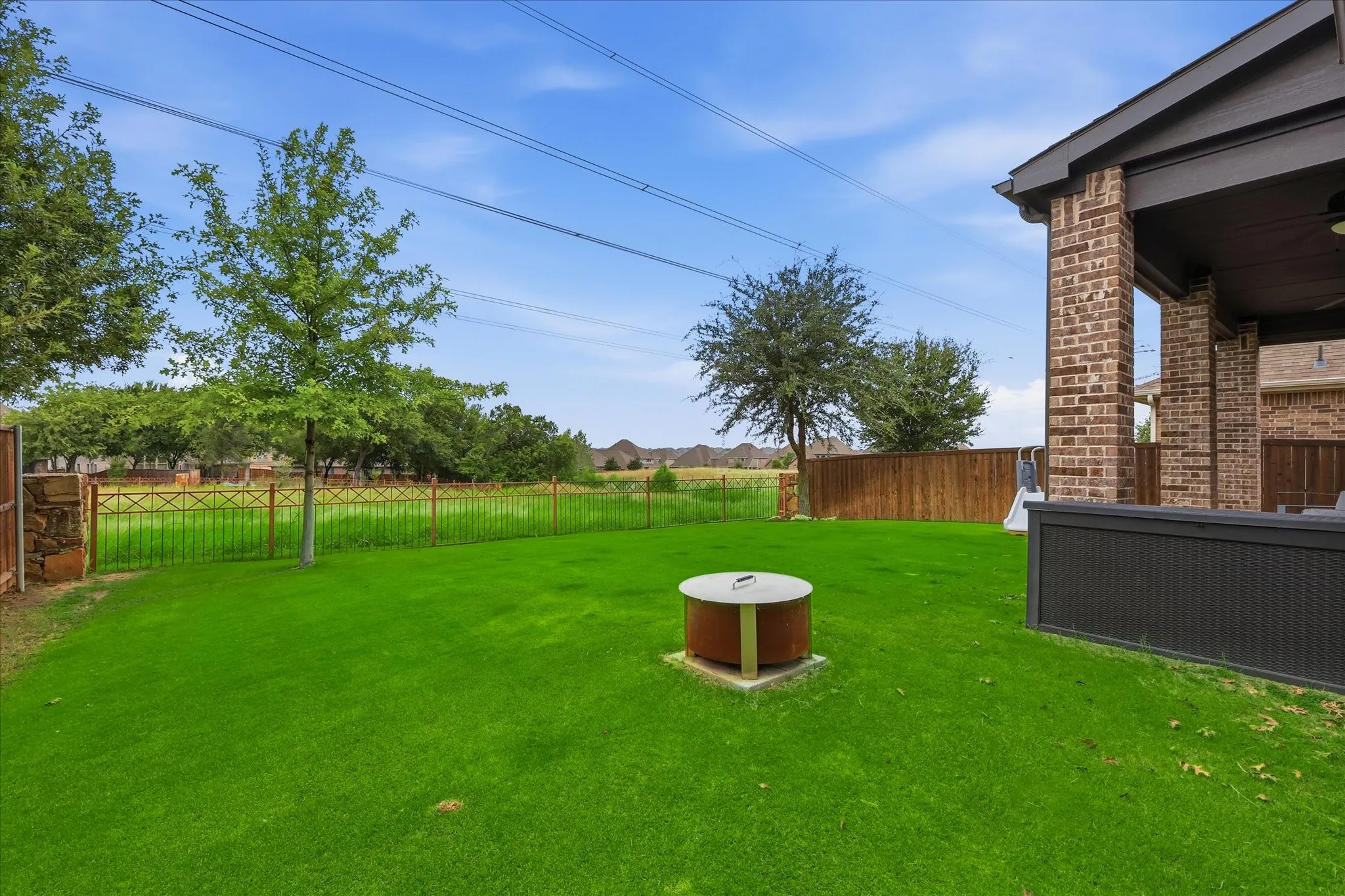 Single Family Residence For Sale in Denton County , 6213 Whiskerbrush Road, Flower Mound, Texas 76226, 4 Bedrooms, 4 Bathrooms, 2 Garage spaces, 2,716 Sqft, built in 2017, Price $615,000, mls#21338998, Real Estate Agent in Flower Mound, Homes For Sale in Denton county, Homes For Sale in Flower Mound, Realtor in Flower Mound Texas, Real Estate Brokerage Independent Realty Texas, Luminita Cordes Realtor