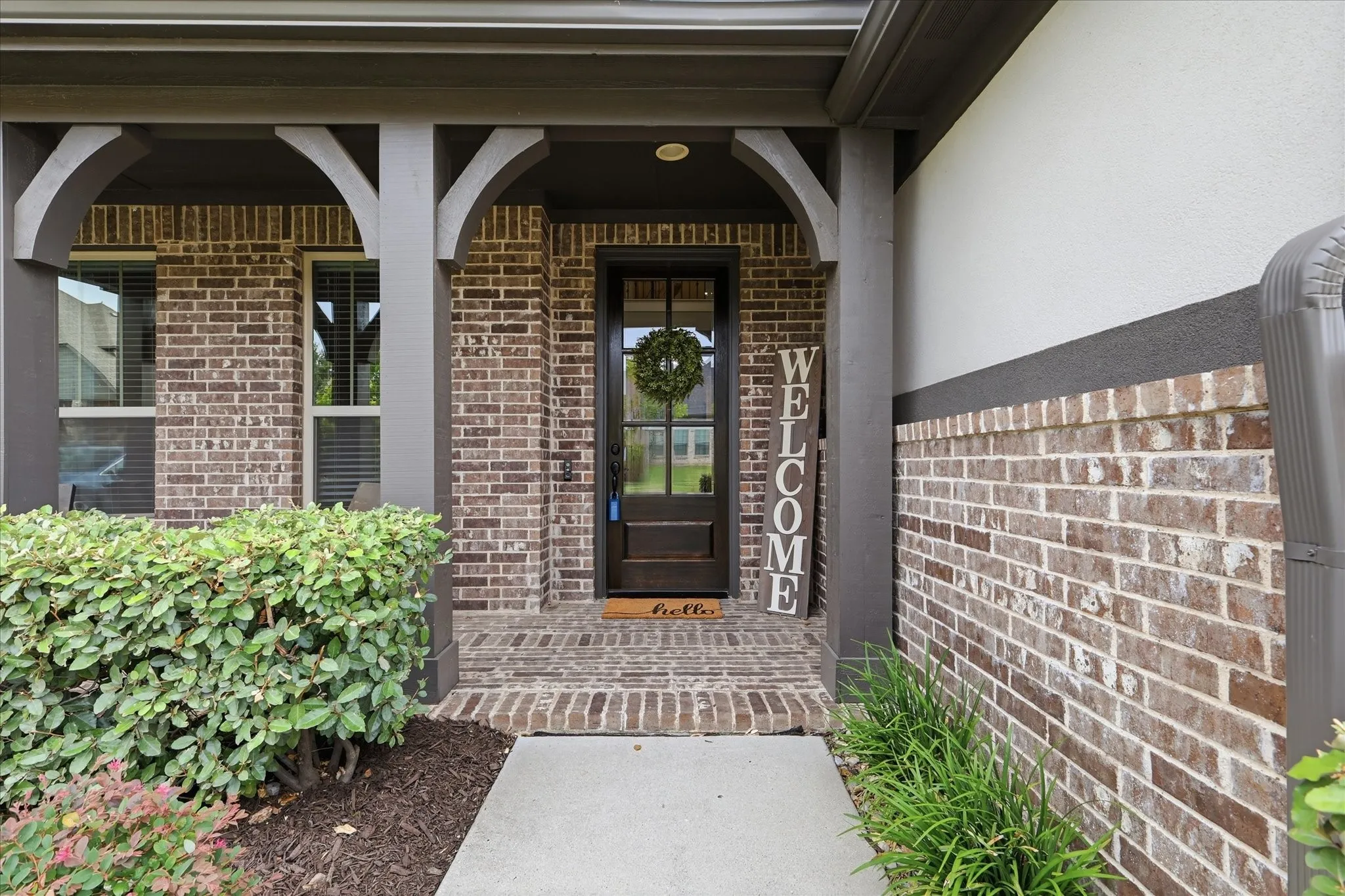 Single Family Residence For Sale in Denton County , 6213 Whiskerbrush Road, Flower Mound, Texas 76226, 4 Bedrooms, 4 Bathrooms, 2 Garage spaces, 2,716 Sqft, built in 2017, Price $615,000, mls#21338998, Real Estate Agent in Flower Mound, Homes For Sale in Denton county, Homes For Sale in Flower Mound, Realtor in Flower Mound Texas, Real Estate Brokerage Independent Realty Texas, Luminita Cordes Realtor
