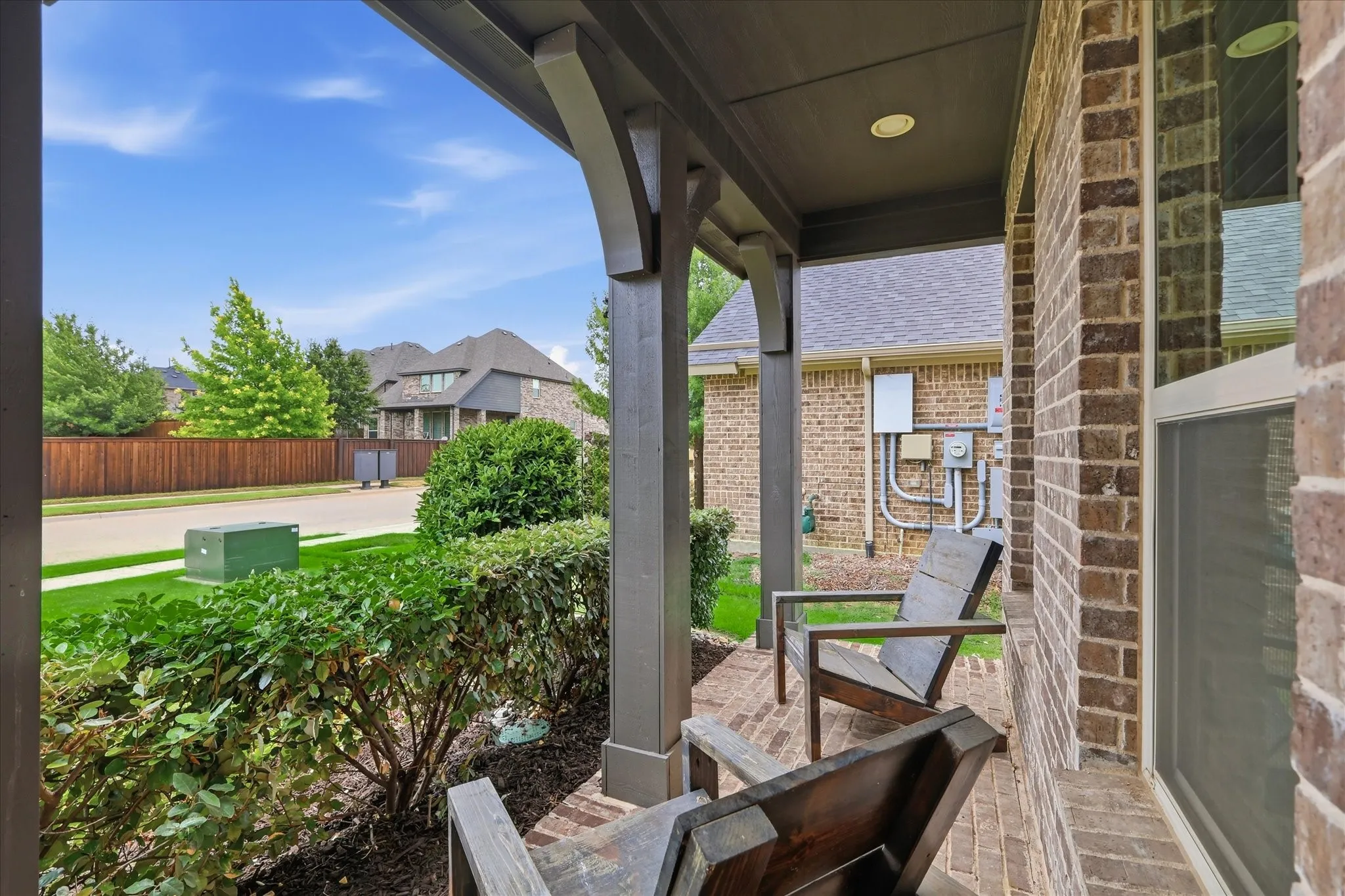 Single Family Residence For Sale in Denton County , 6213 Whiskerbrush Road, Flower Mound, Texas 76226, 4 Bedrooms, 4 Bathrooms, 2 Garage spaces, 2,716 Sqft, built in 2017, Price $615,000, mls#21338998, Real Estate Agent in Flower Mound, Homes For Sale in Denton county, Homes For Sale in Flower Mound, Realtor in Flower Mound Texas, Real Estate Brokerage Independent Realty Texas, Luminita Cordes Realtor
